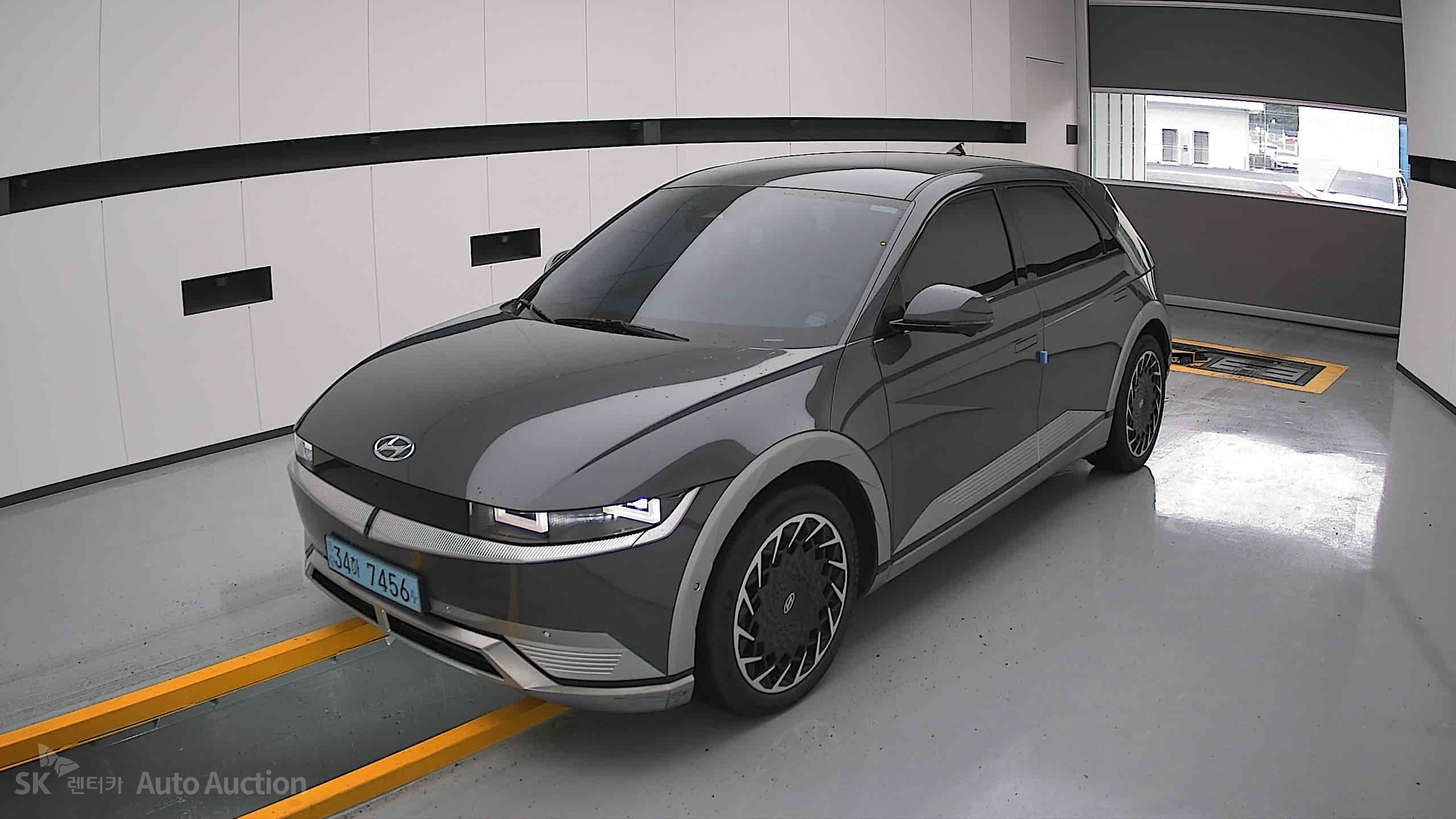 2023 - hyundai ioniq