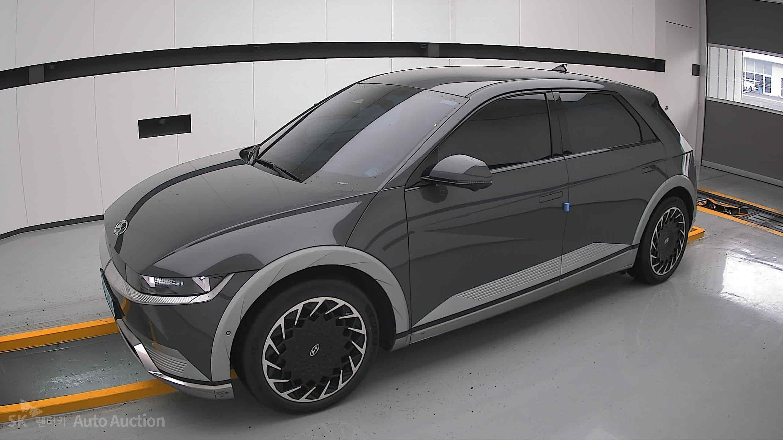 2023 - hyundai ioniq