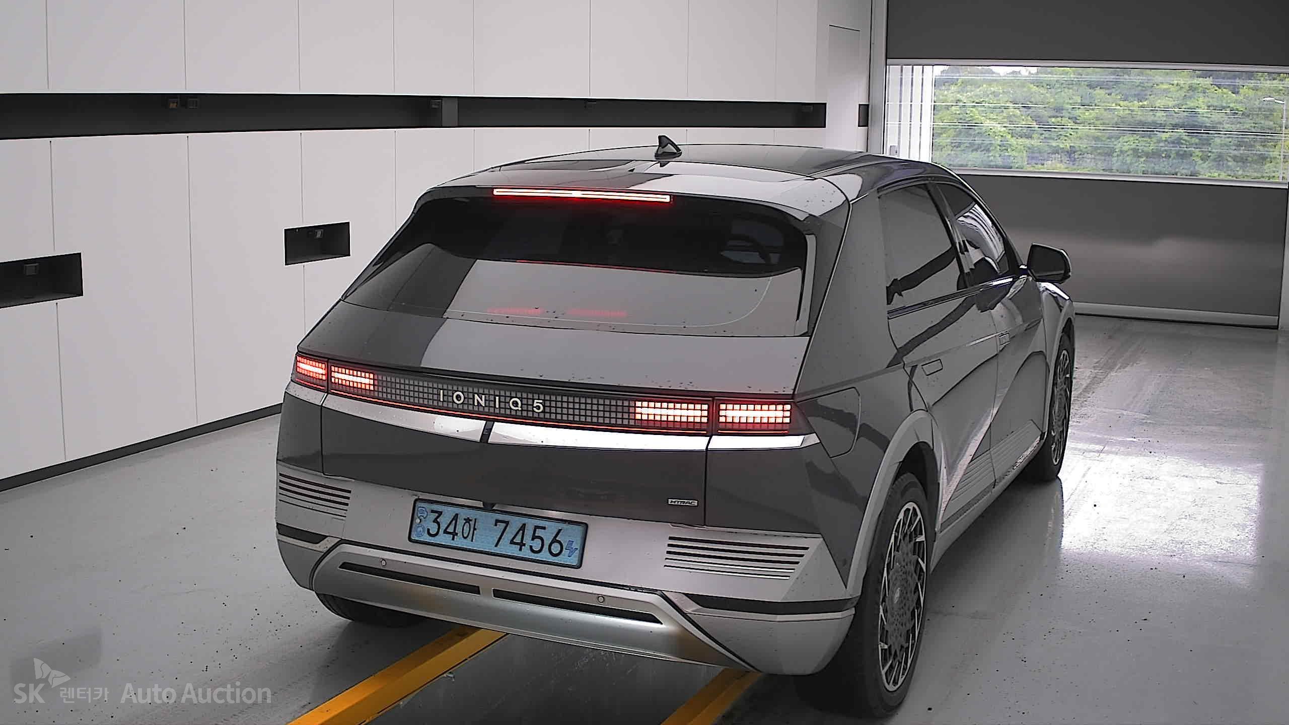 2023 - hyundai ioniq