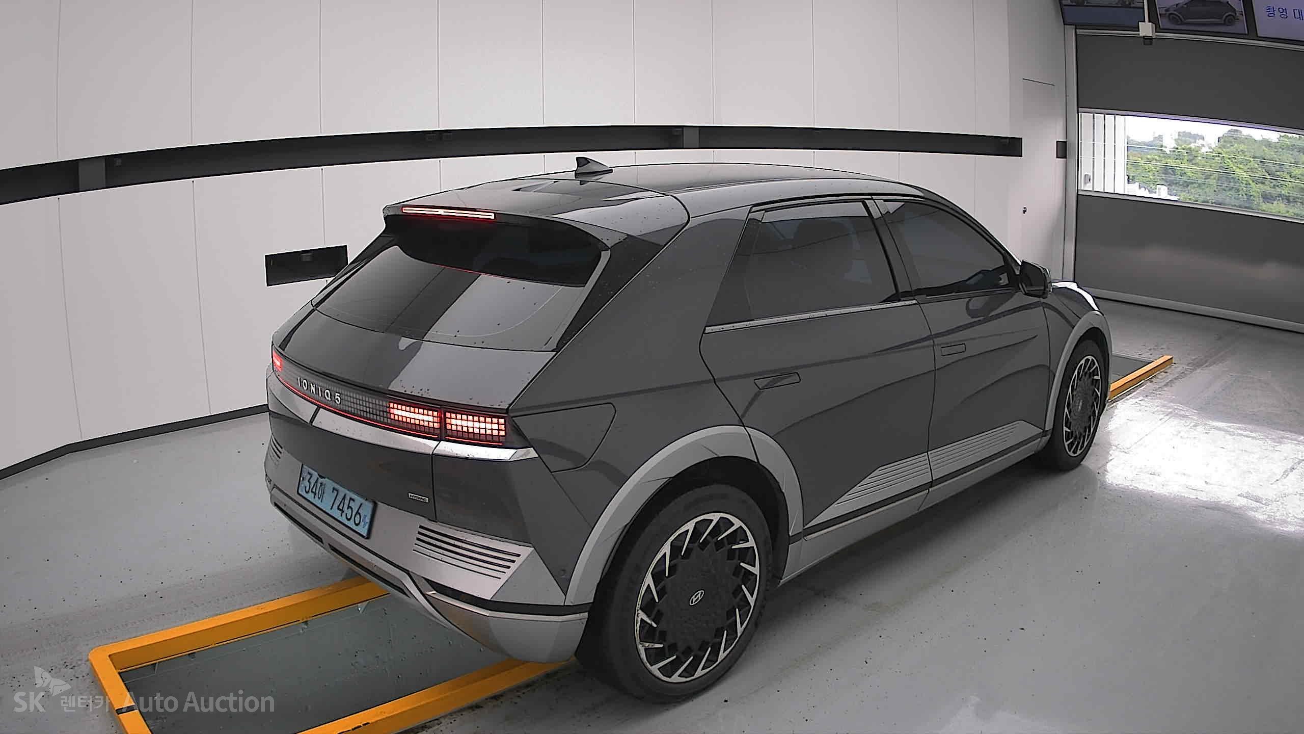 2023 - hyundai ioniq