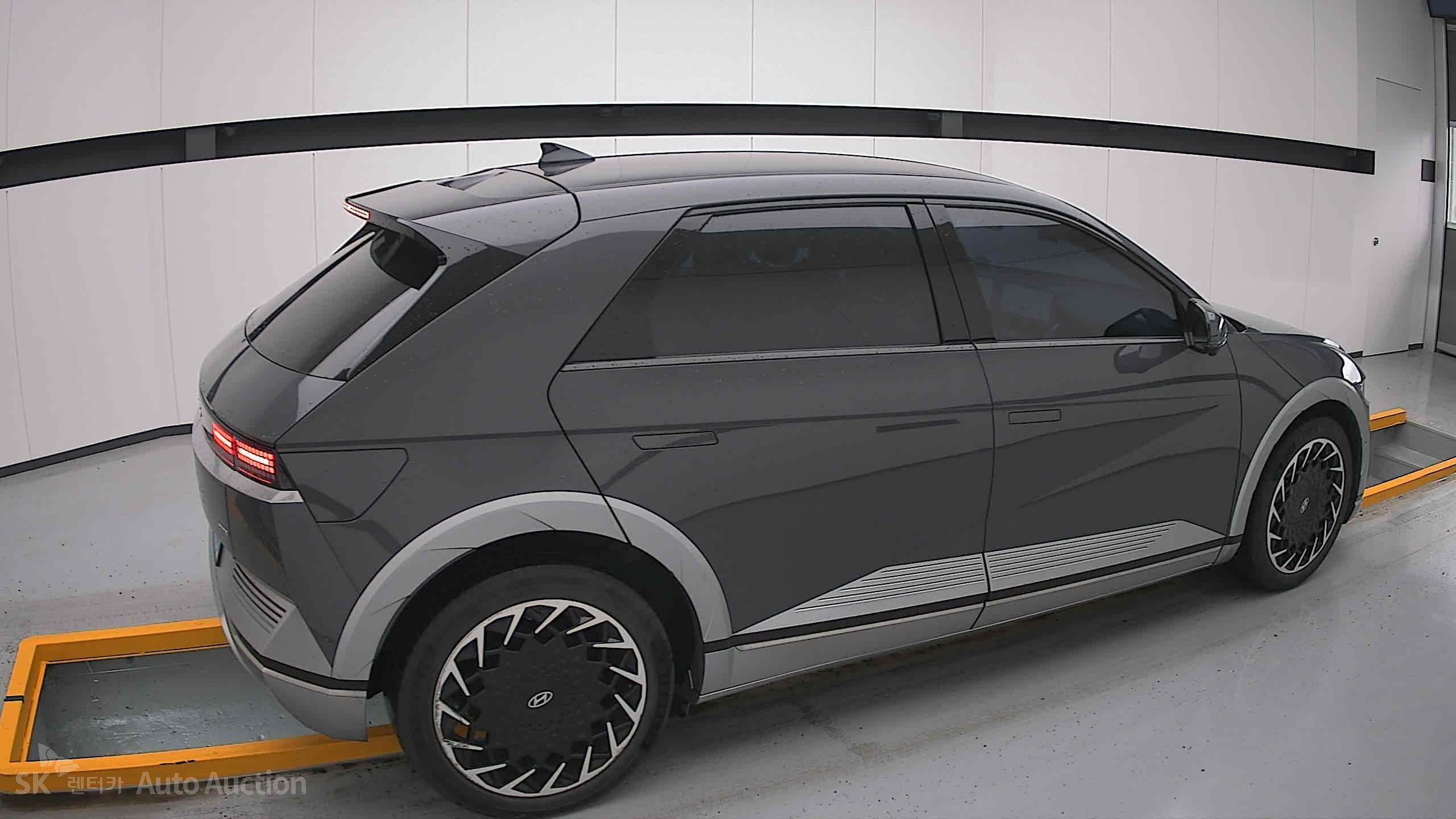 2023 - hyundai ioniq