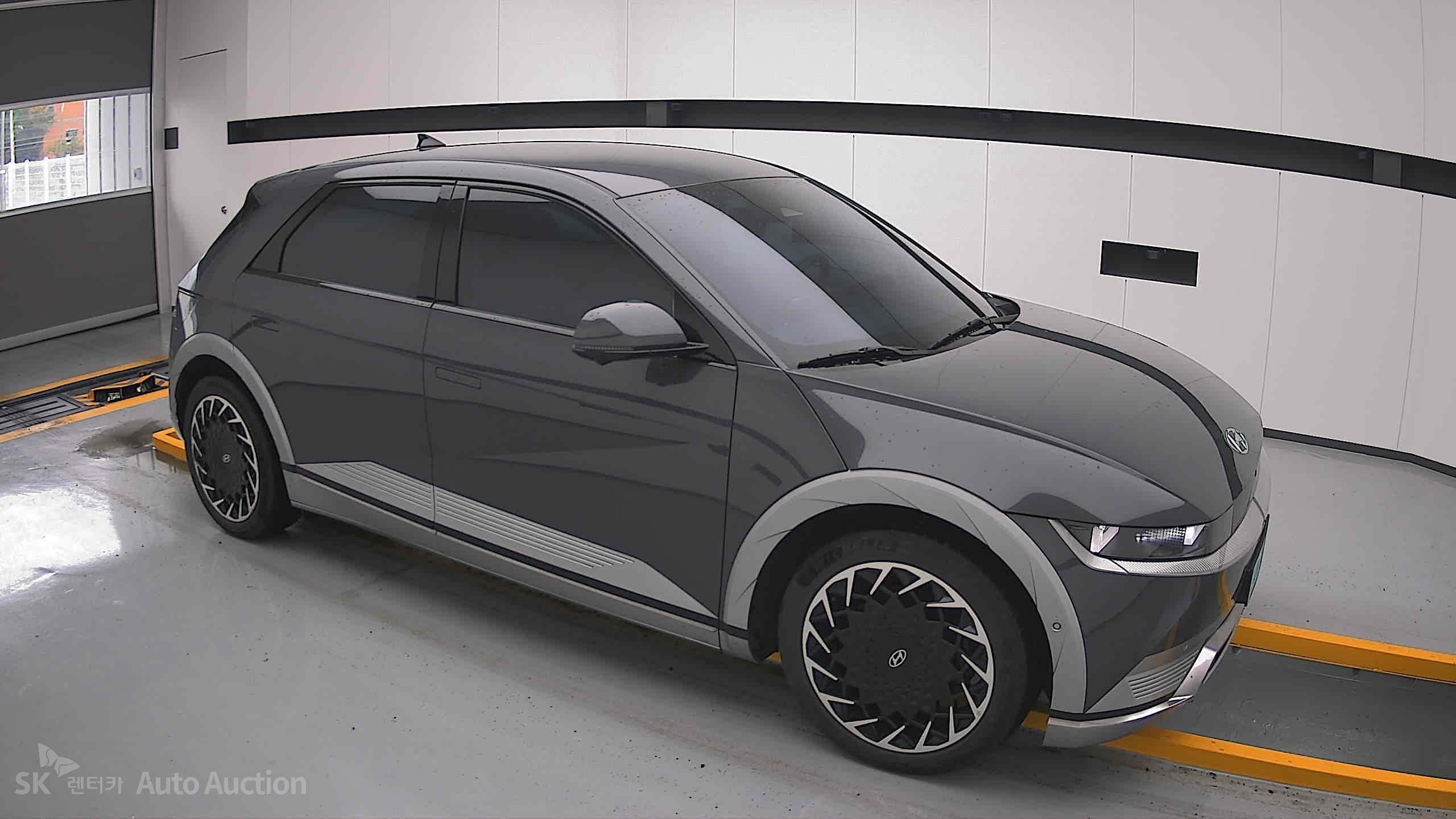 2023 - hyundai ioniq