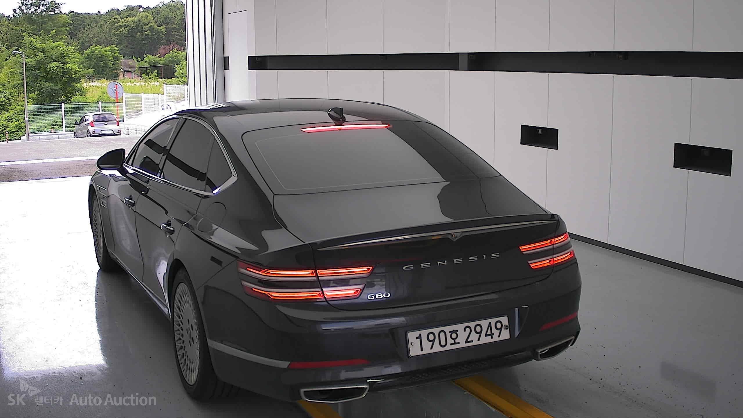 2022 - genesis g80