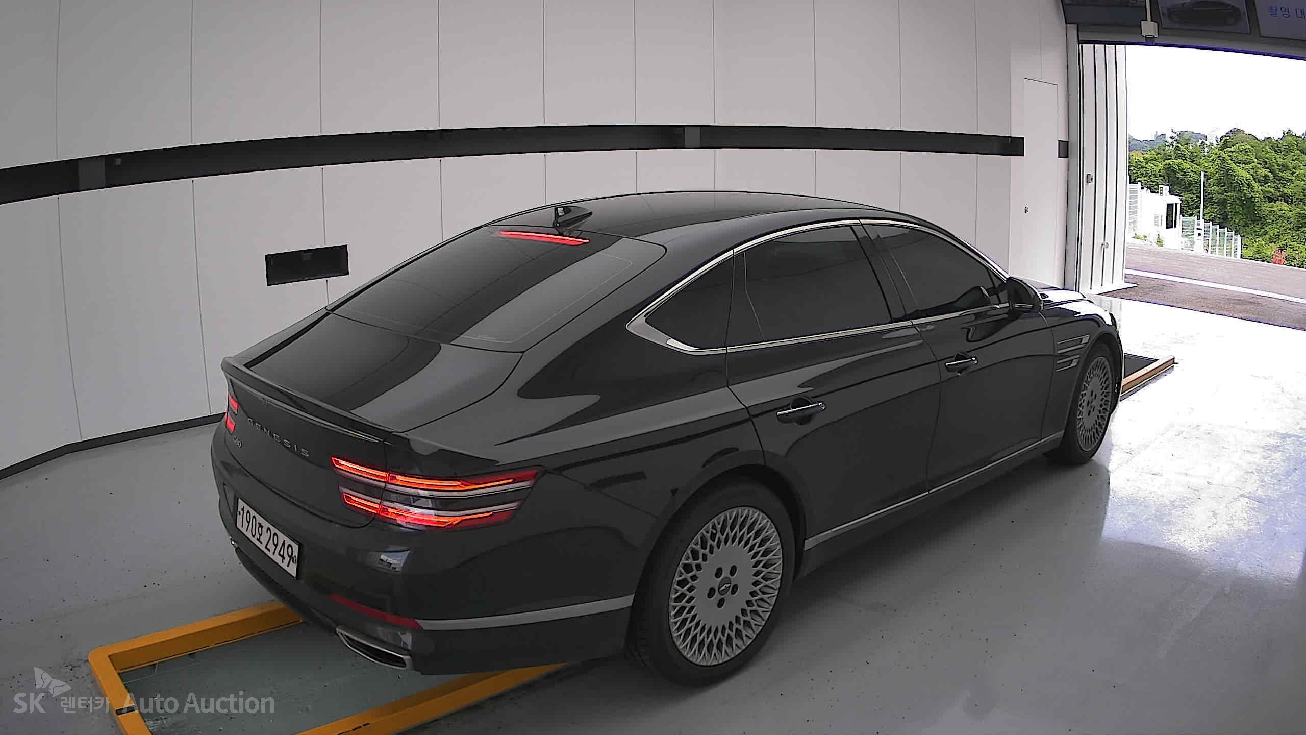 2022 - genesis g80