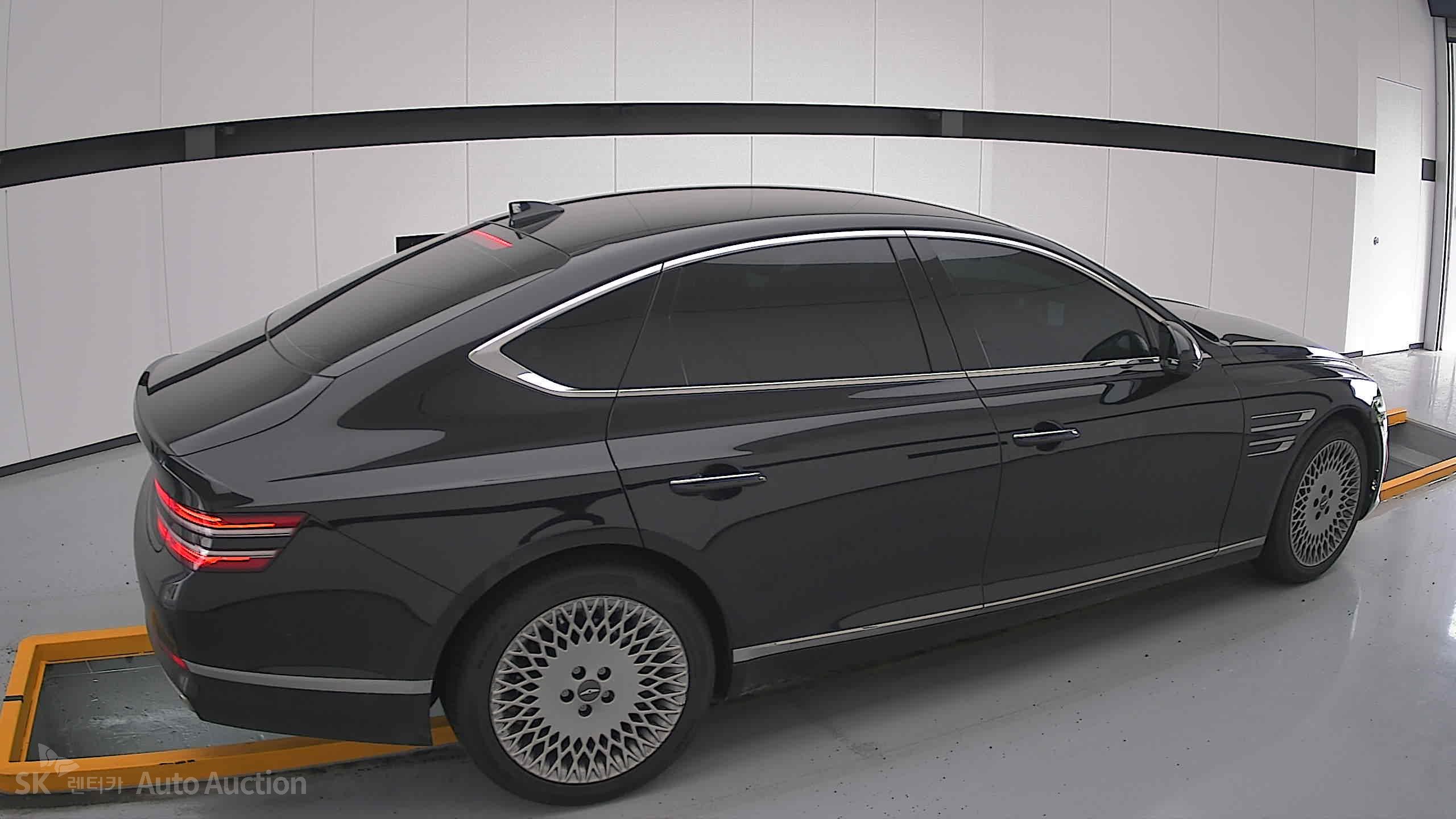 2022 - genesis g80