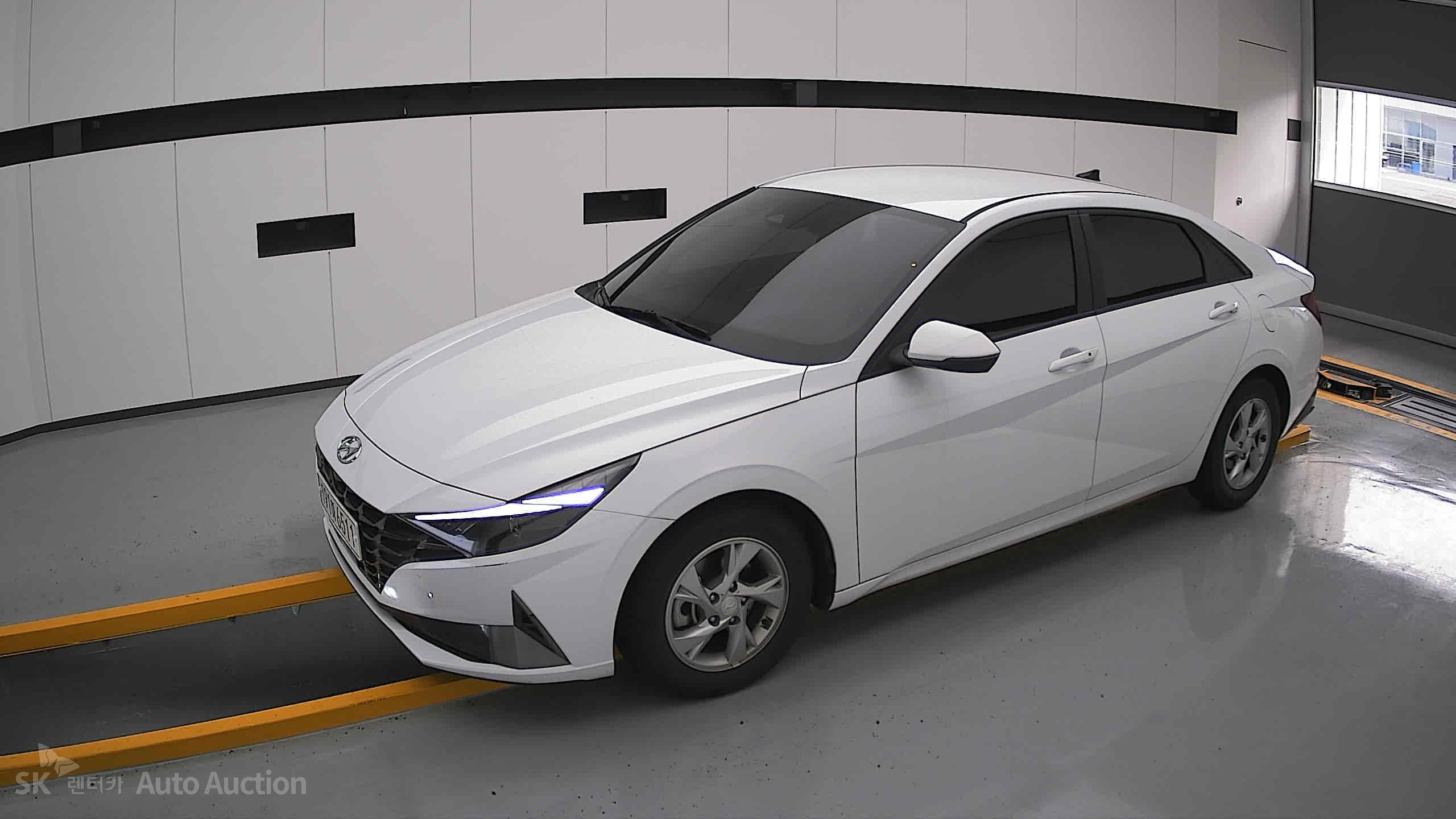 2022 - hyundai avante