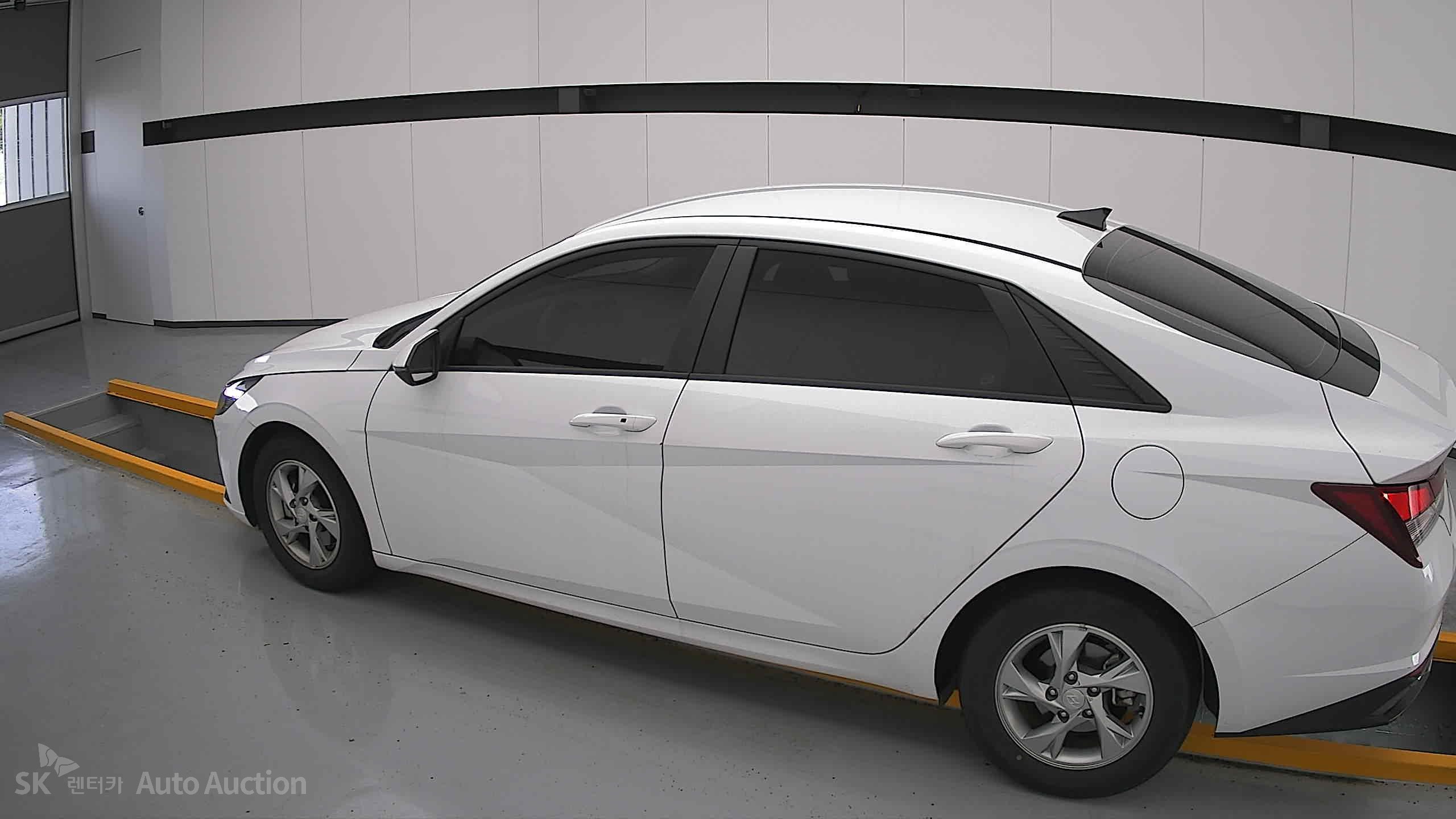 2022 - hyundai avante
