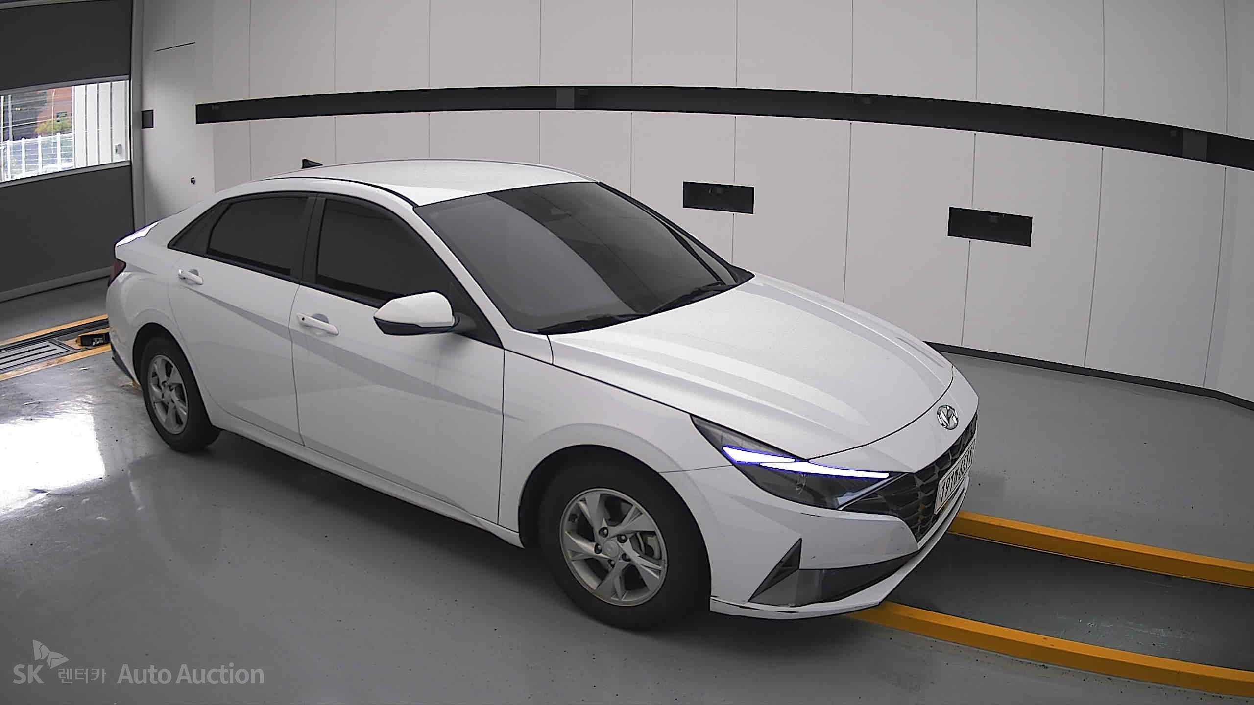 2022 - hyundai avante