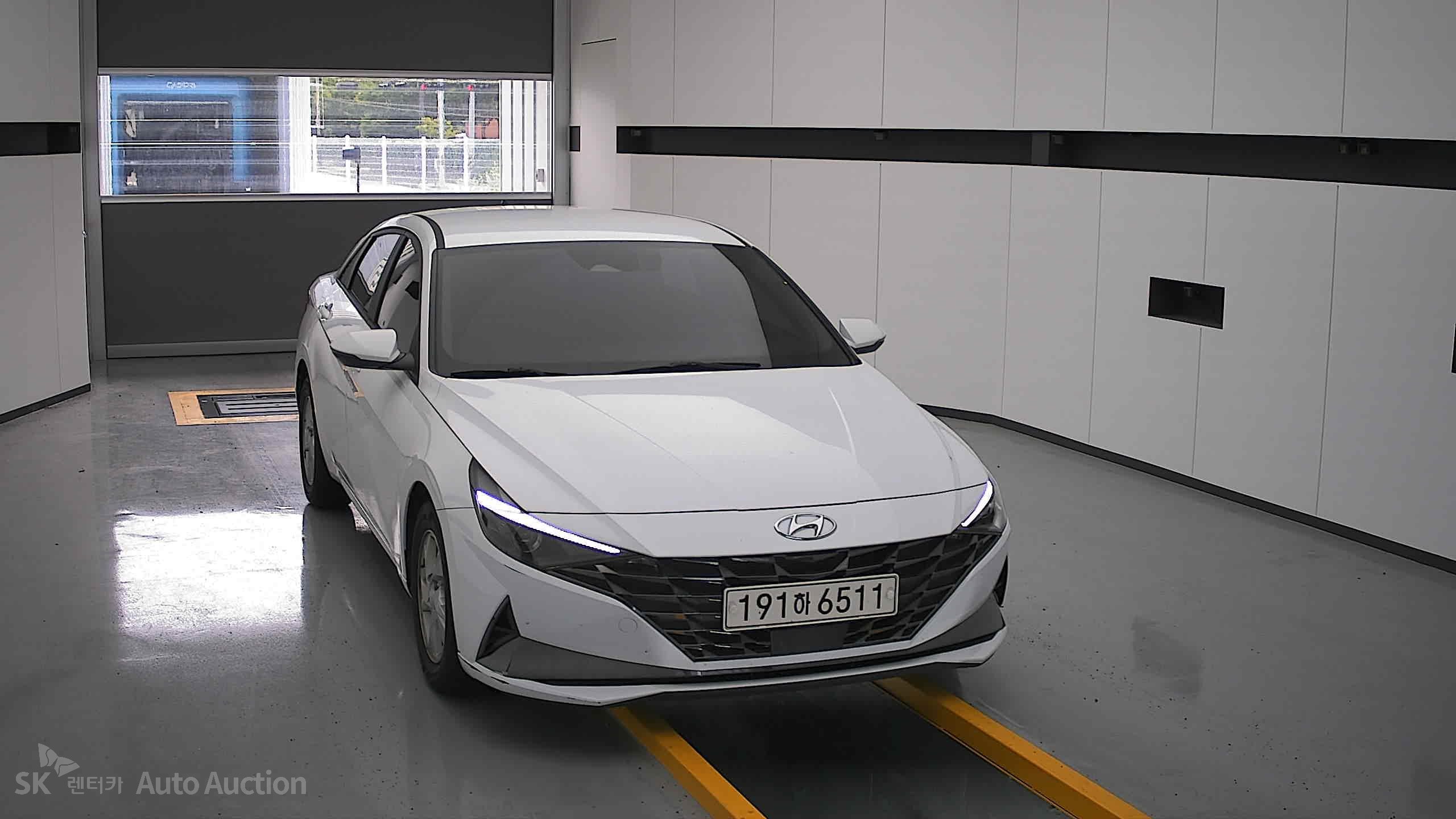 2022 - hyundai avante