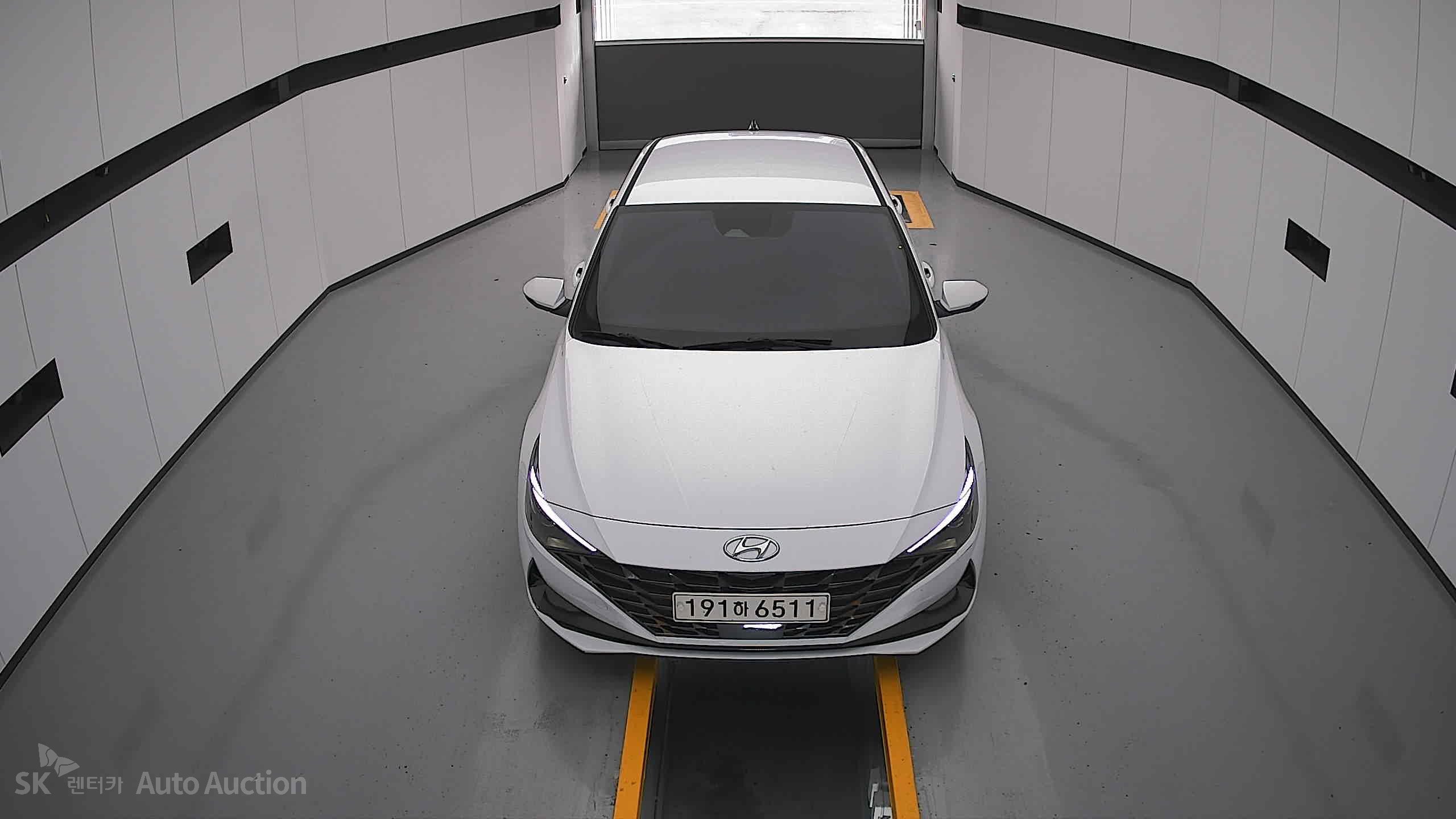 2022 - hyundai avante