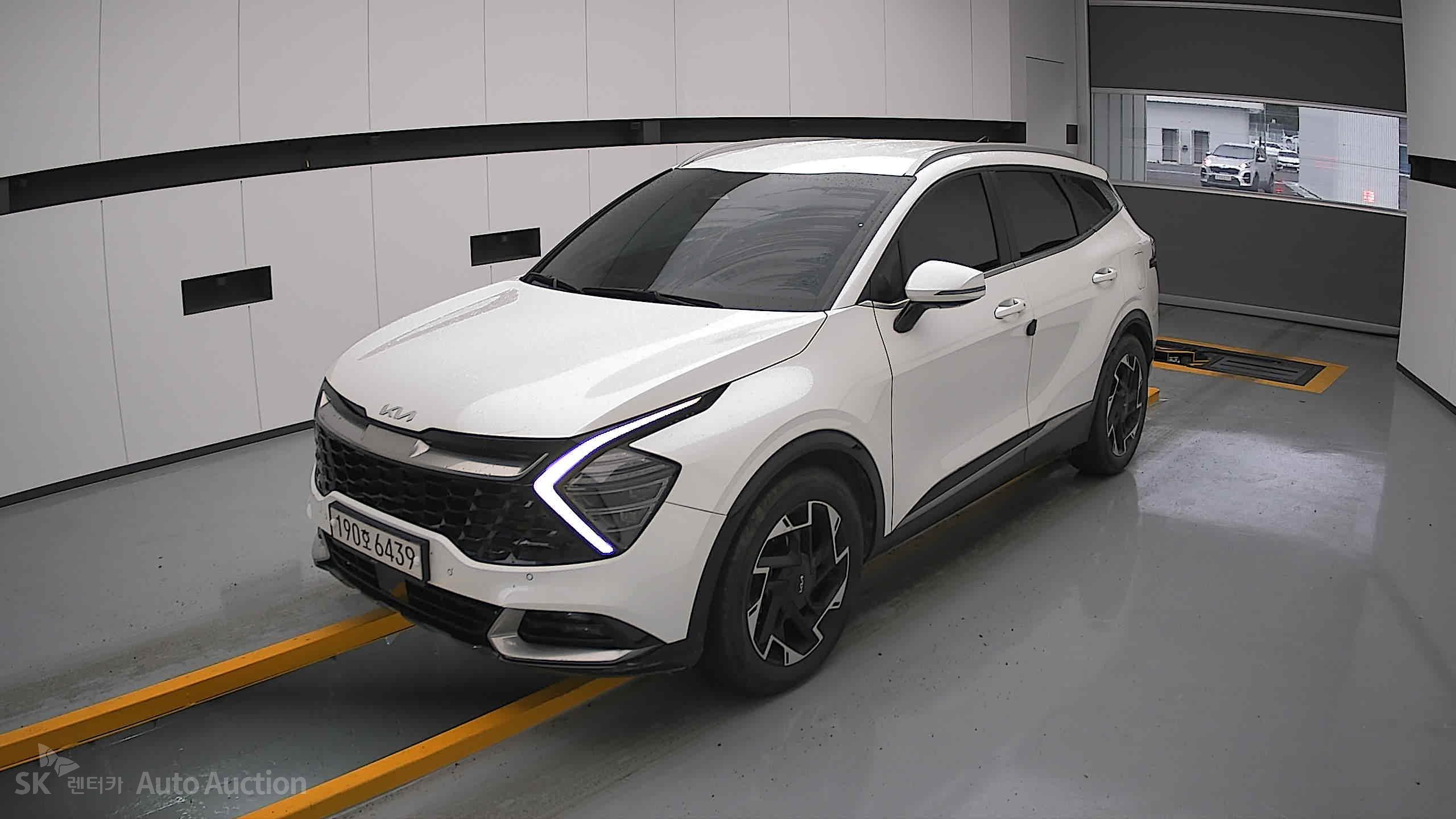 2022 - kia sportage