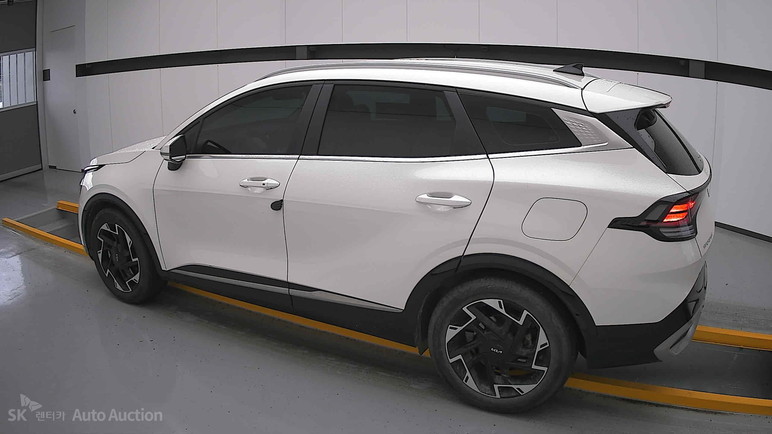 2022 - kia sportage