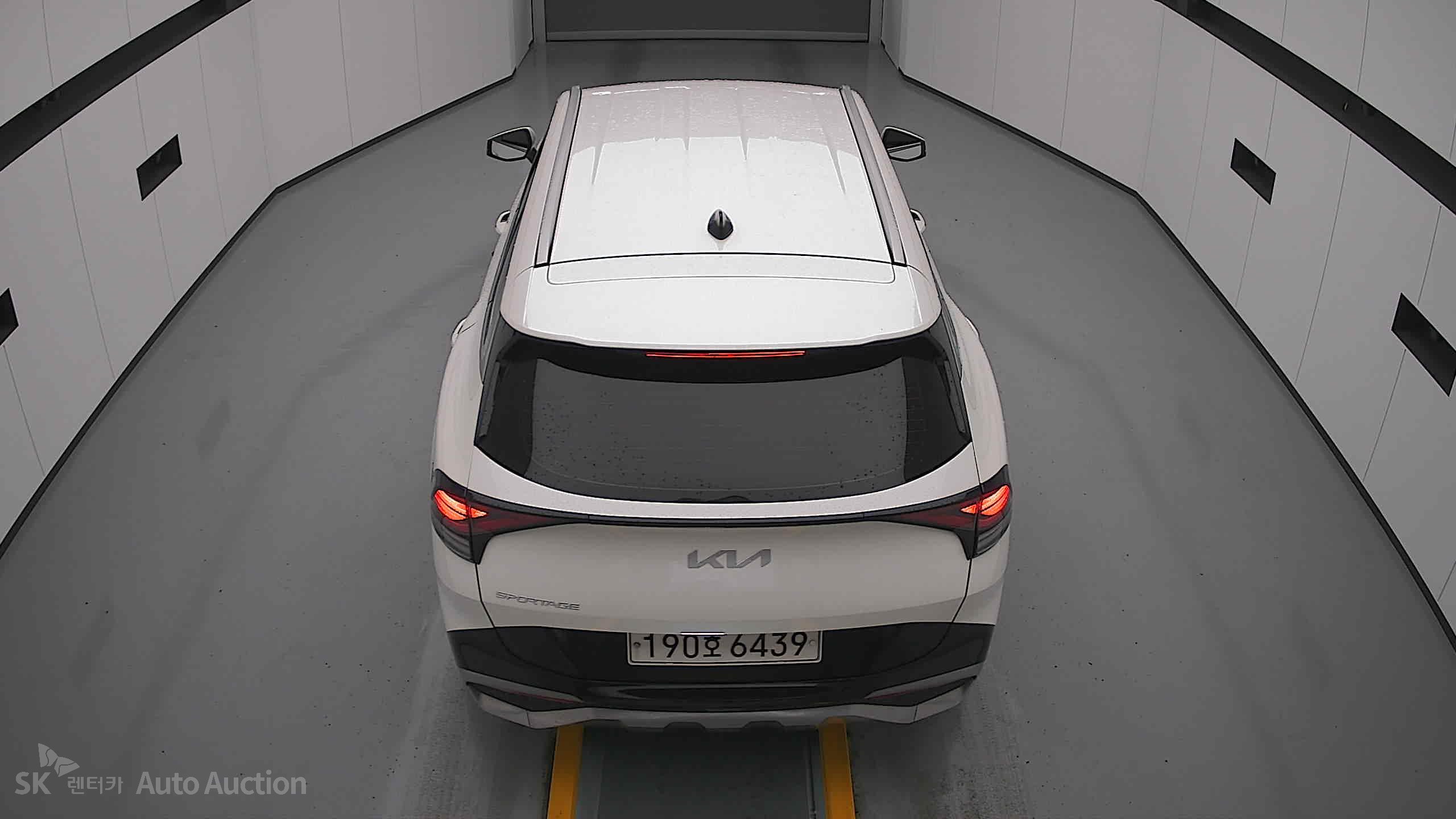 2022 - kia sportage