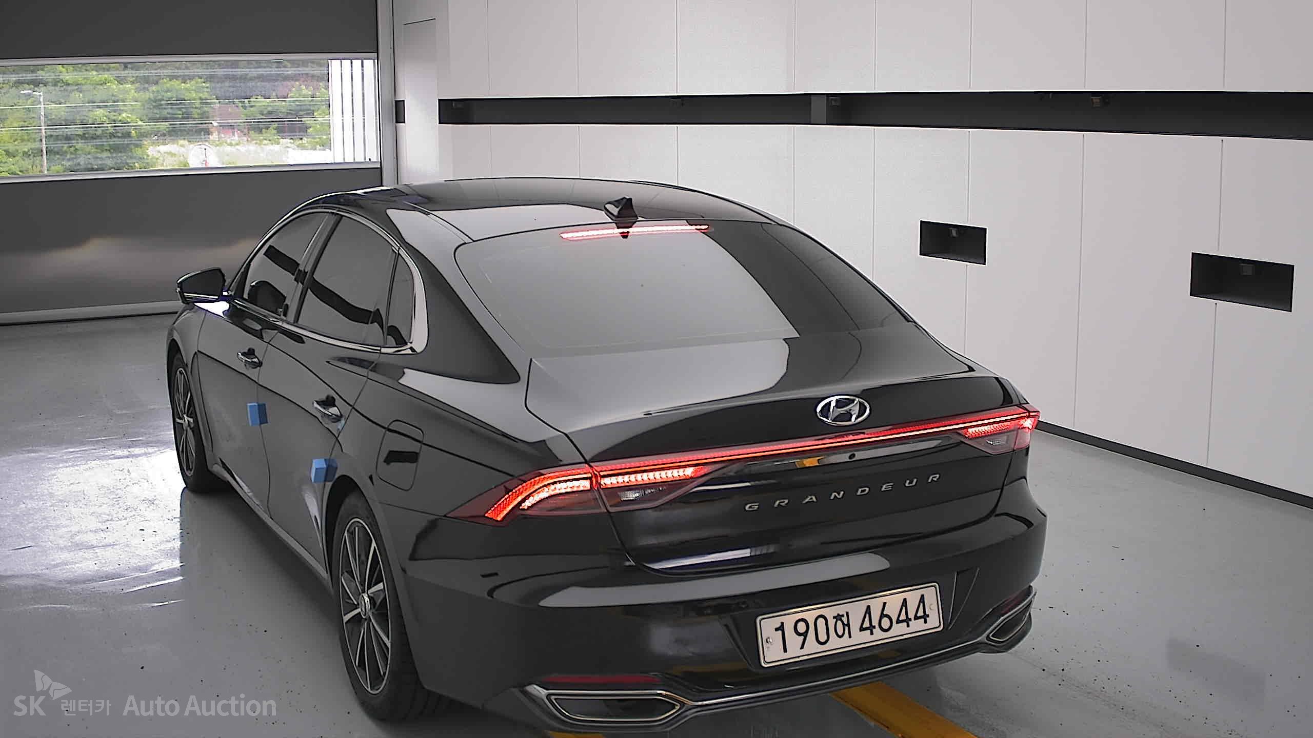 2022 - hyundai grandeur