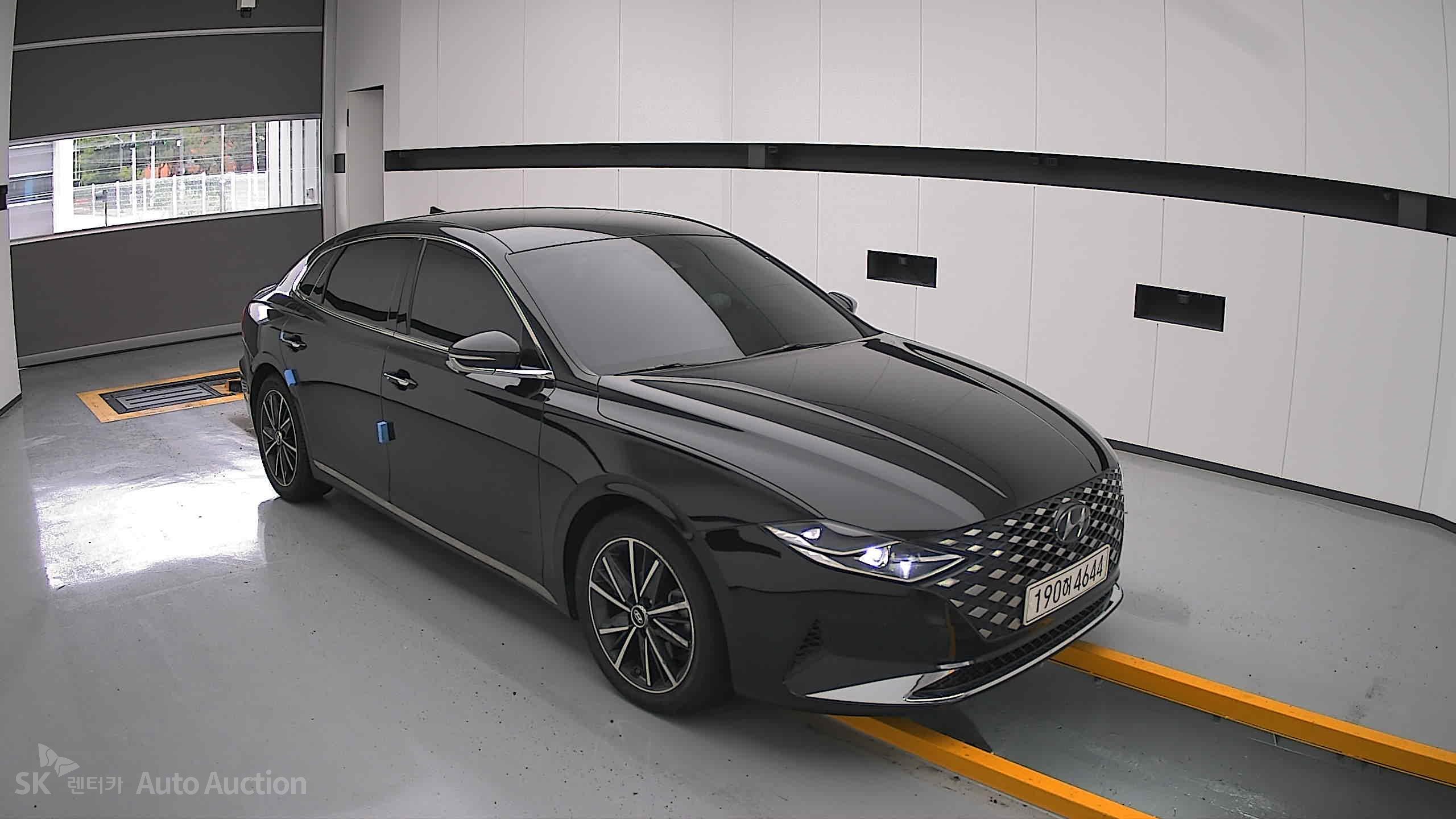 2022 - hyundai grandeur