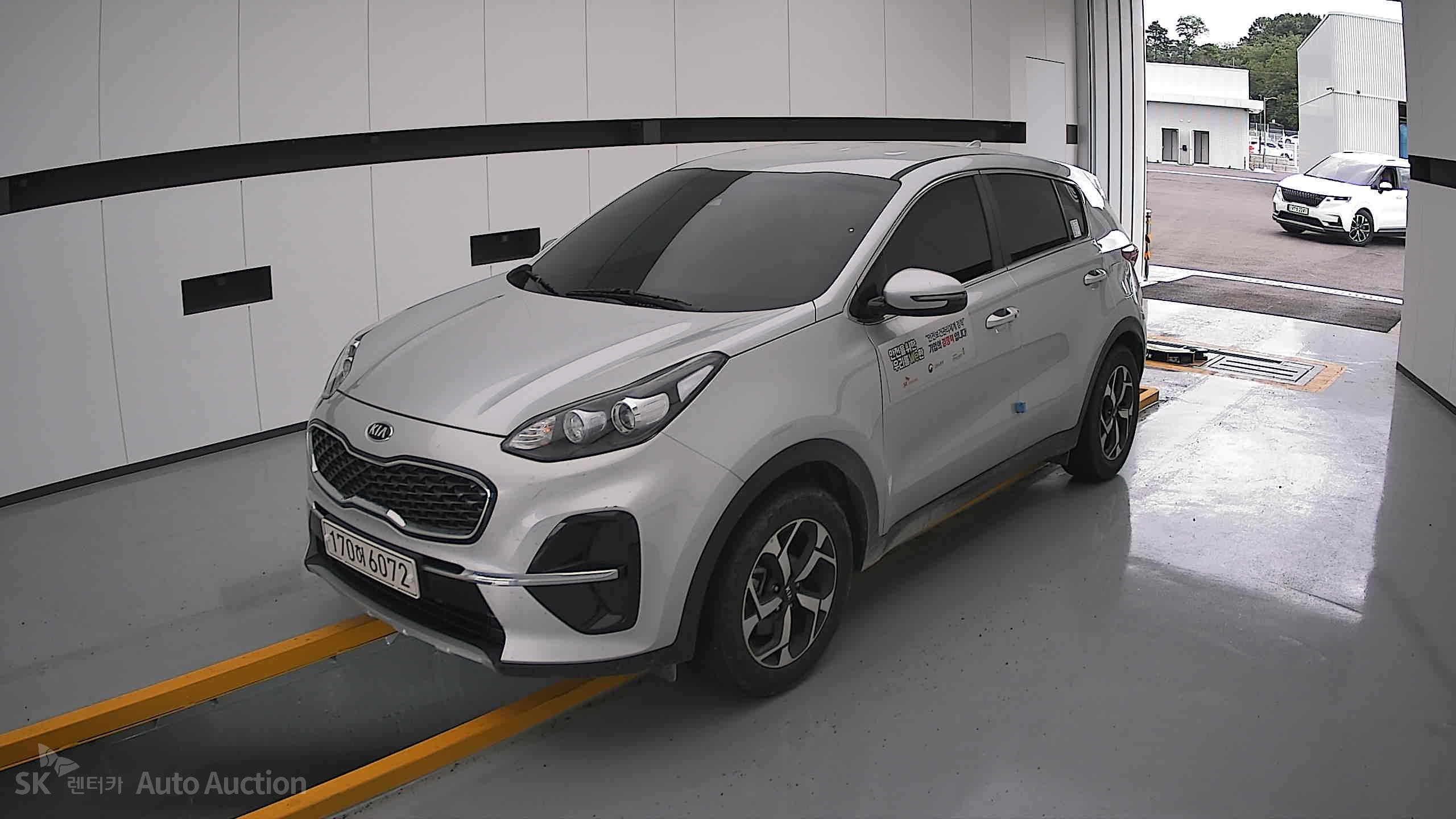 2022 - kia sportage