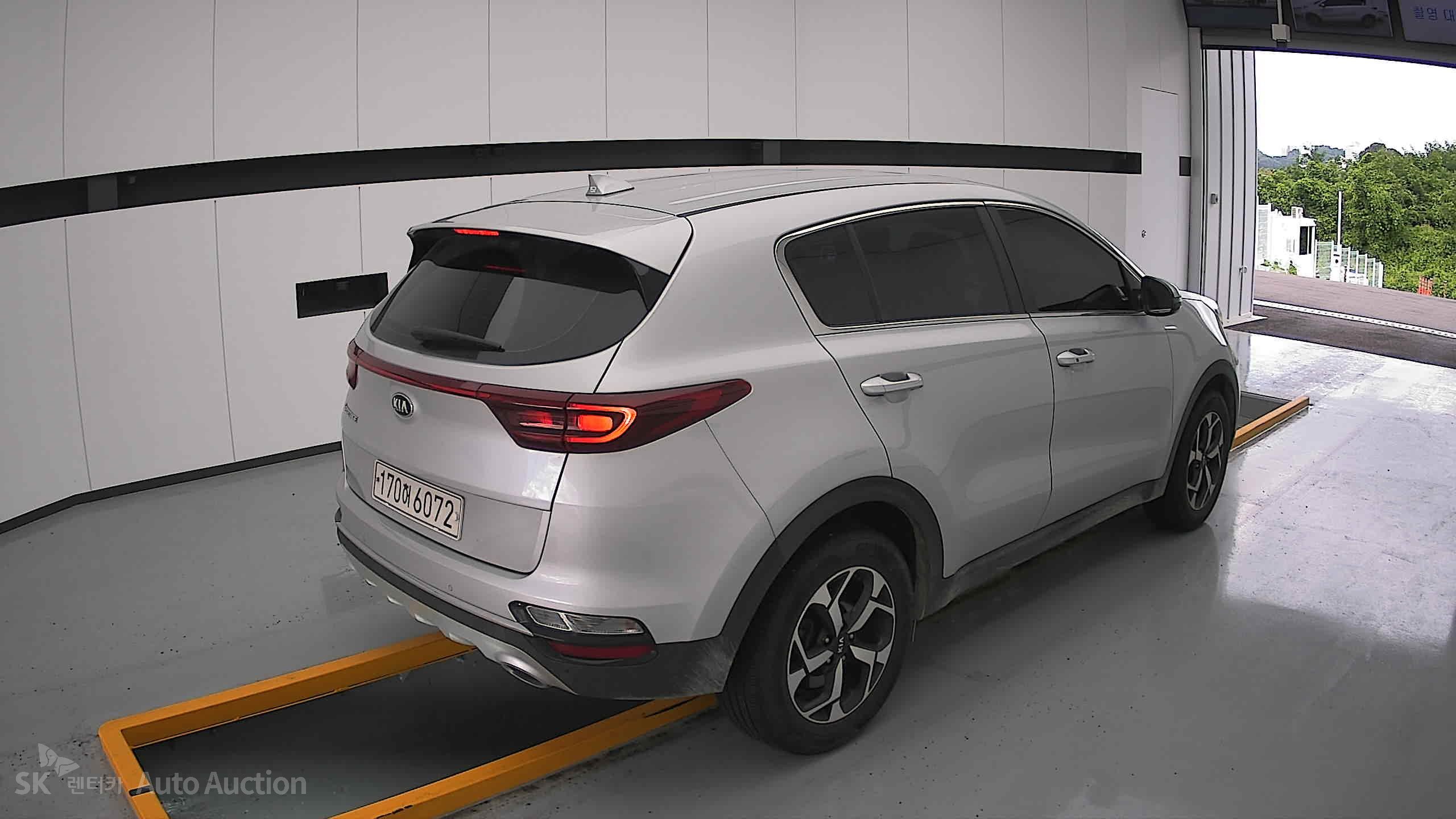 2022 - kia sportage