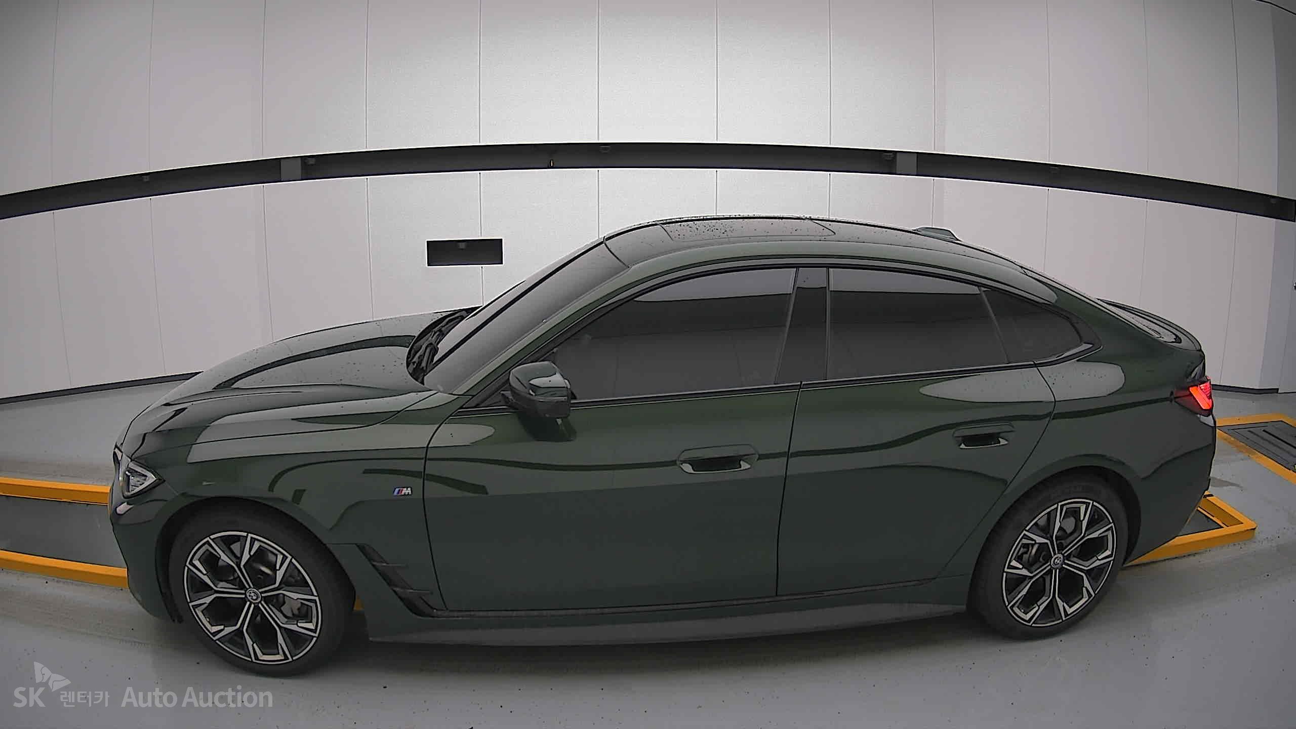 2022 - bmw i4 edrive40