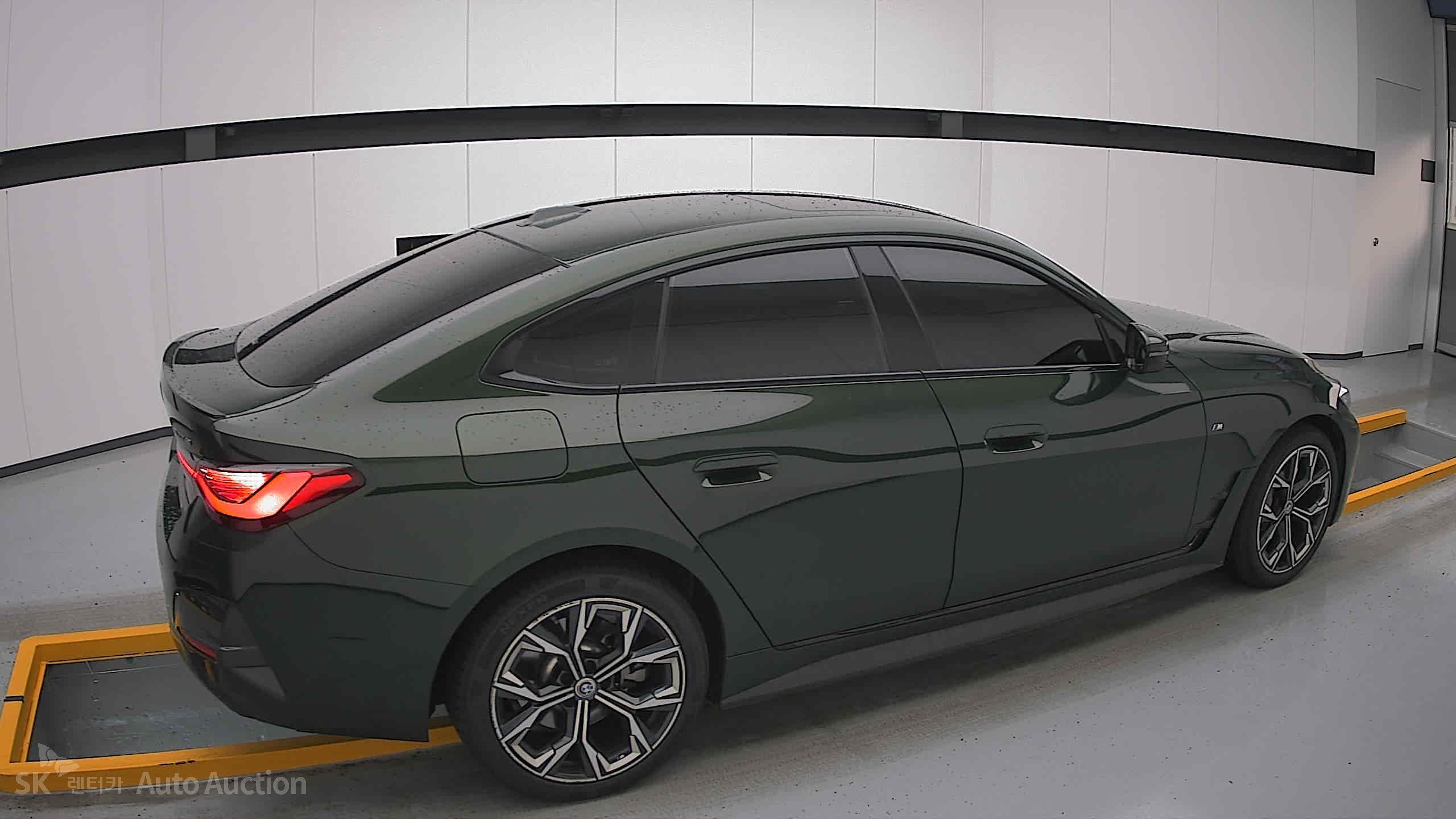 2022 - bmw i4 edrive40