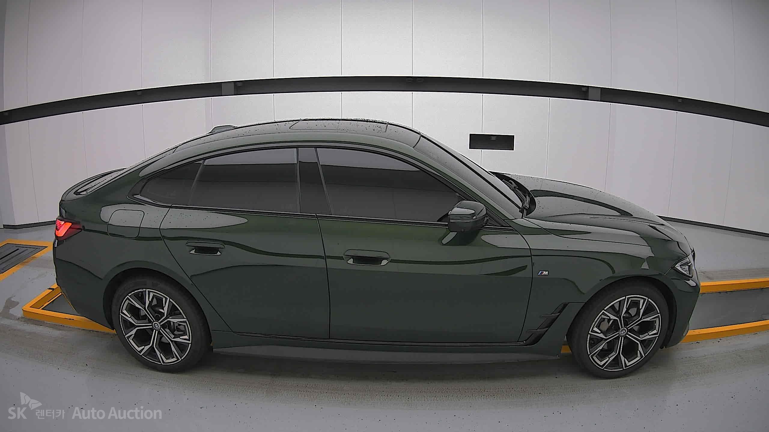 2022 - bmw i4 edrive40