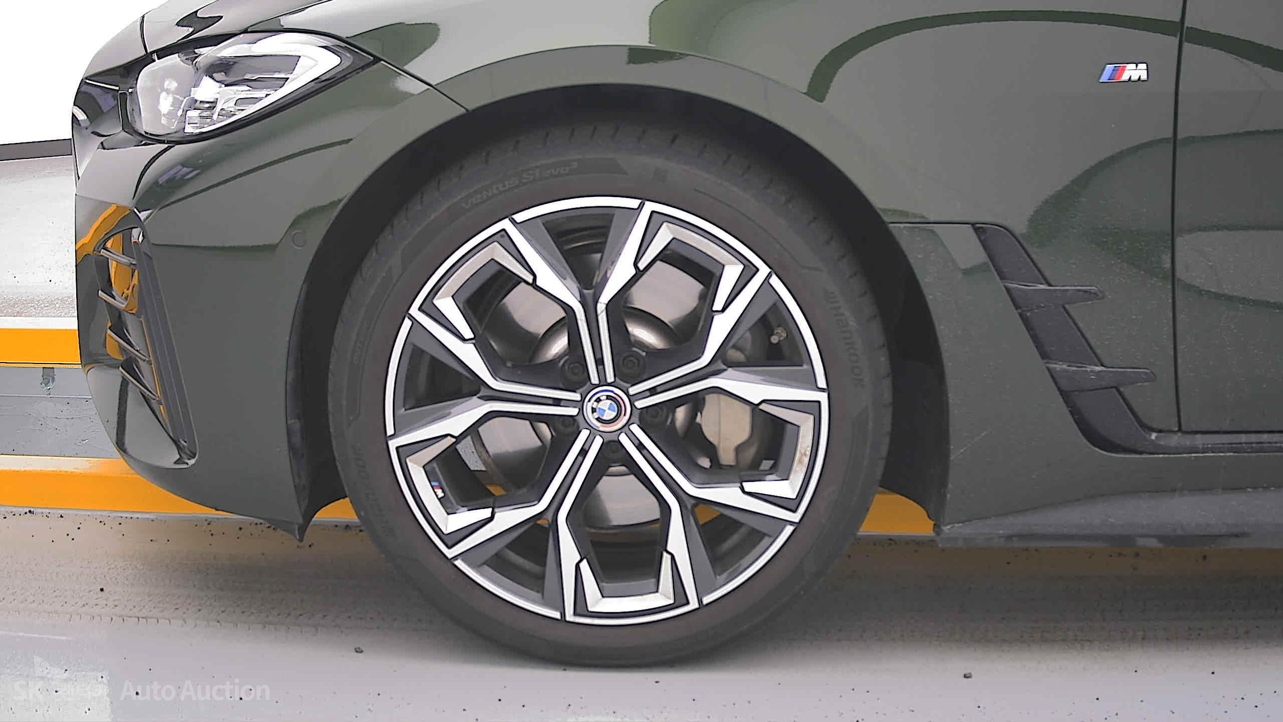 2022 - bmw i4 edrive40