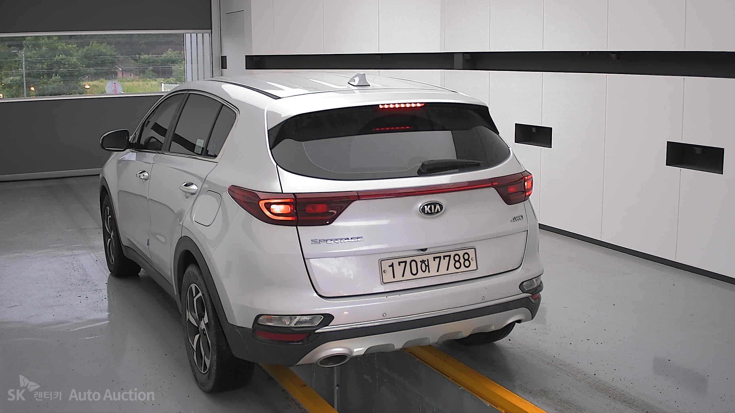2022 - kia sportage