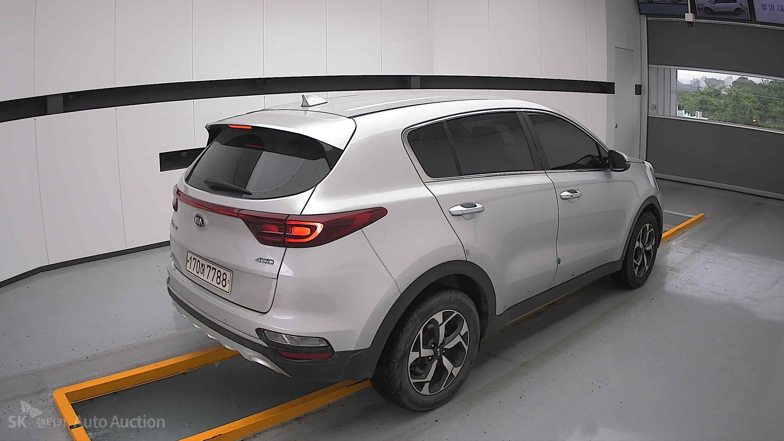 2022 - kia sportage