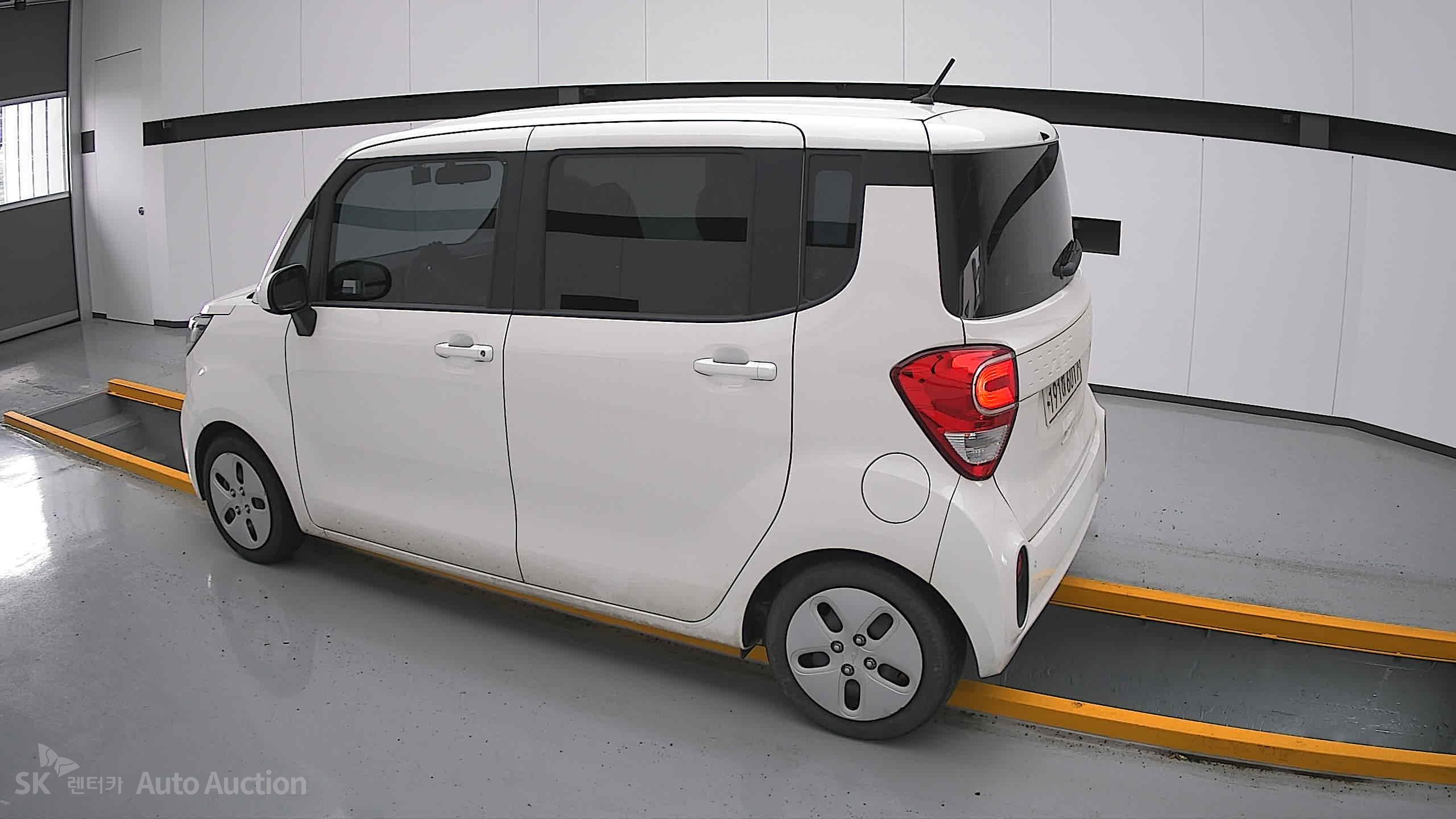 2022 - kia ray