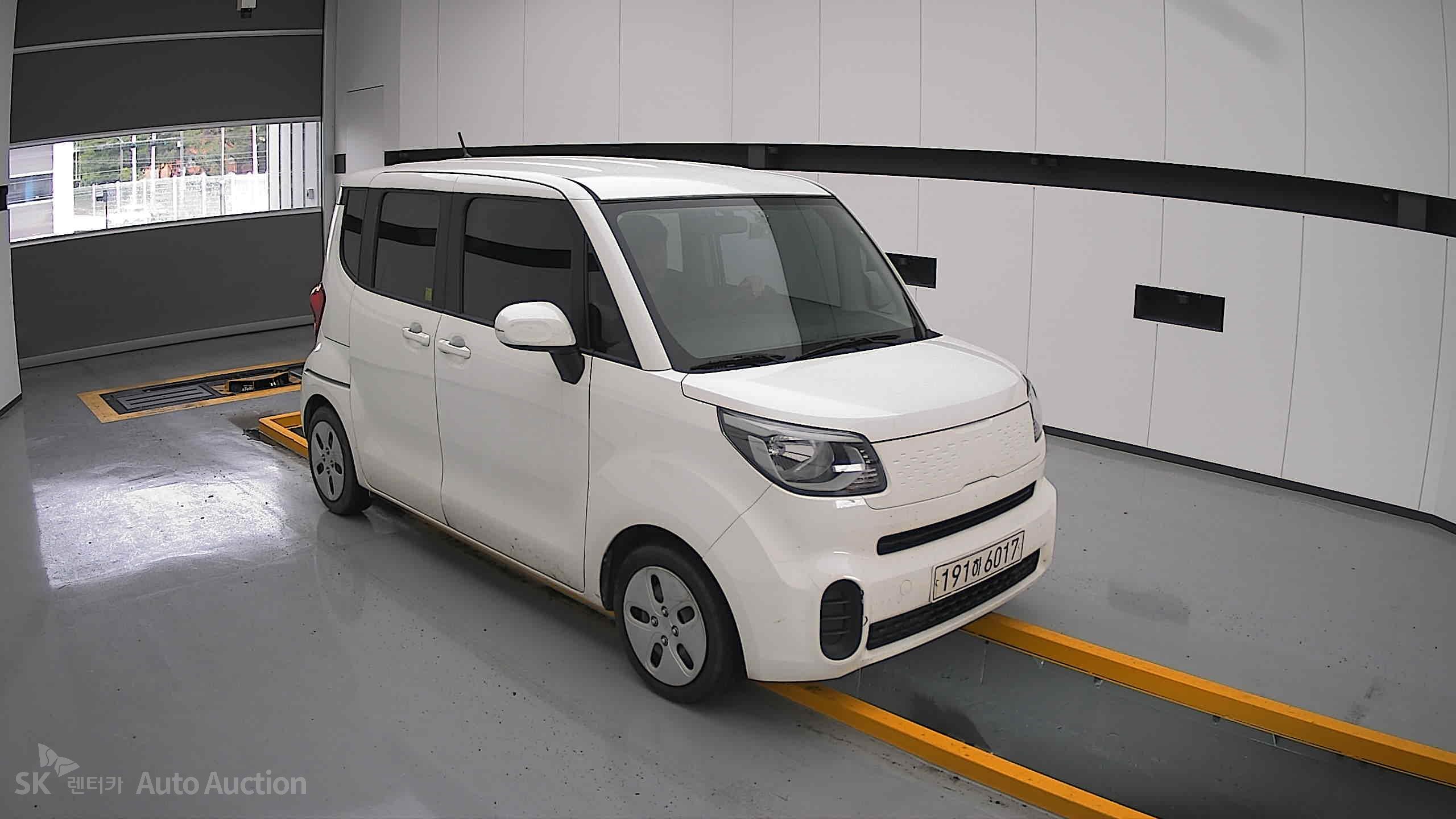 2022 - kia ray