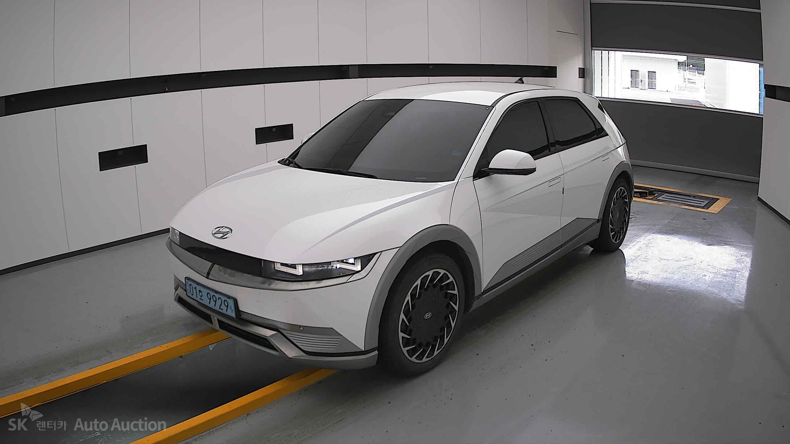 2022 - hyundai ioniq