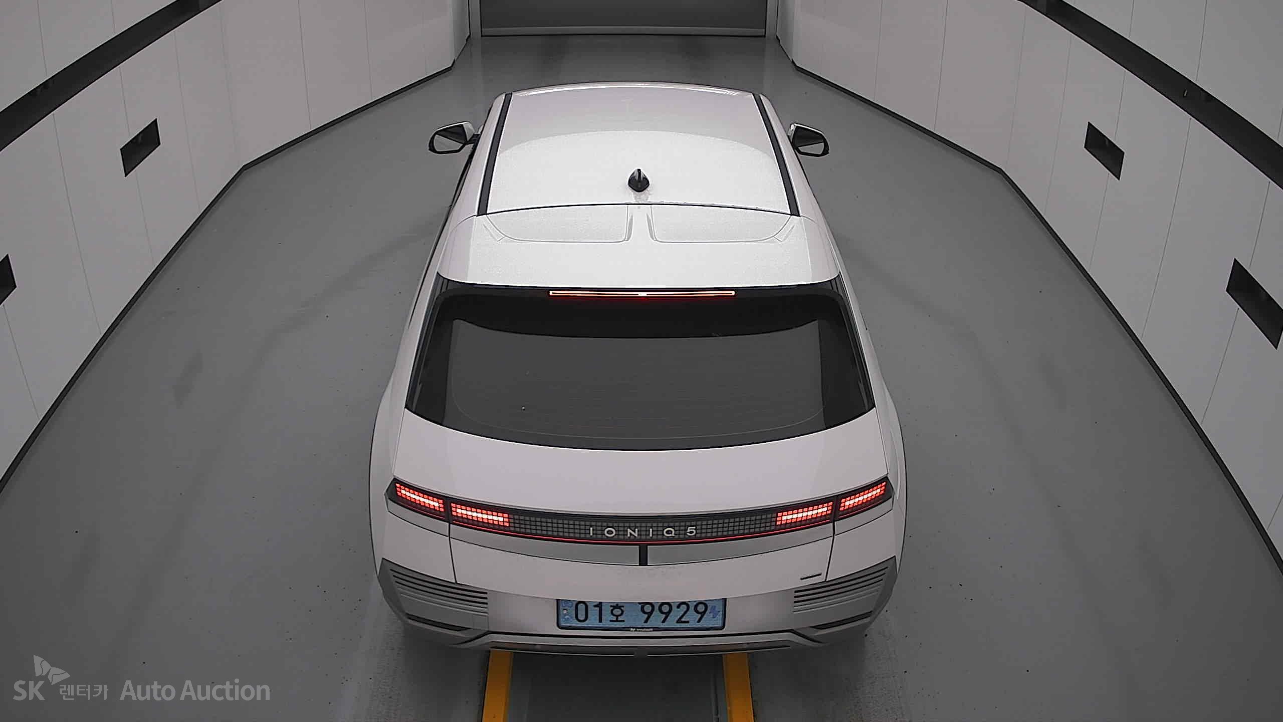 2022 - hyundai ioniq
