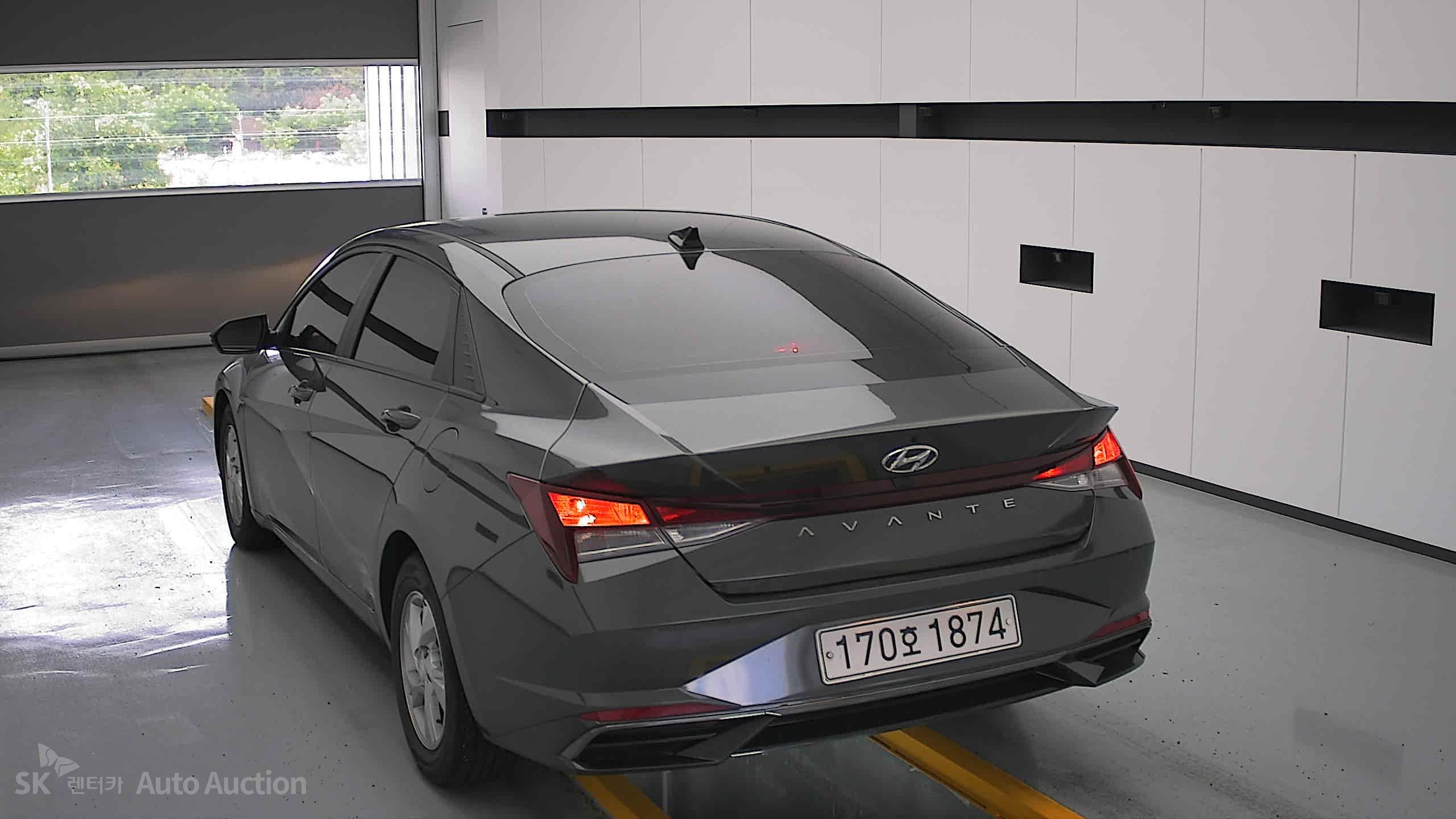 2021 - hyundai avante