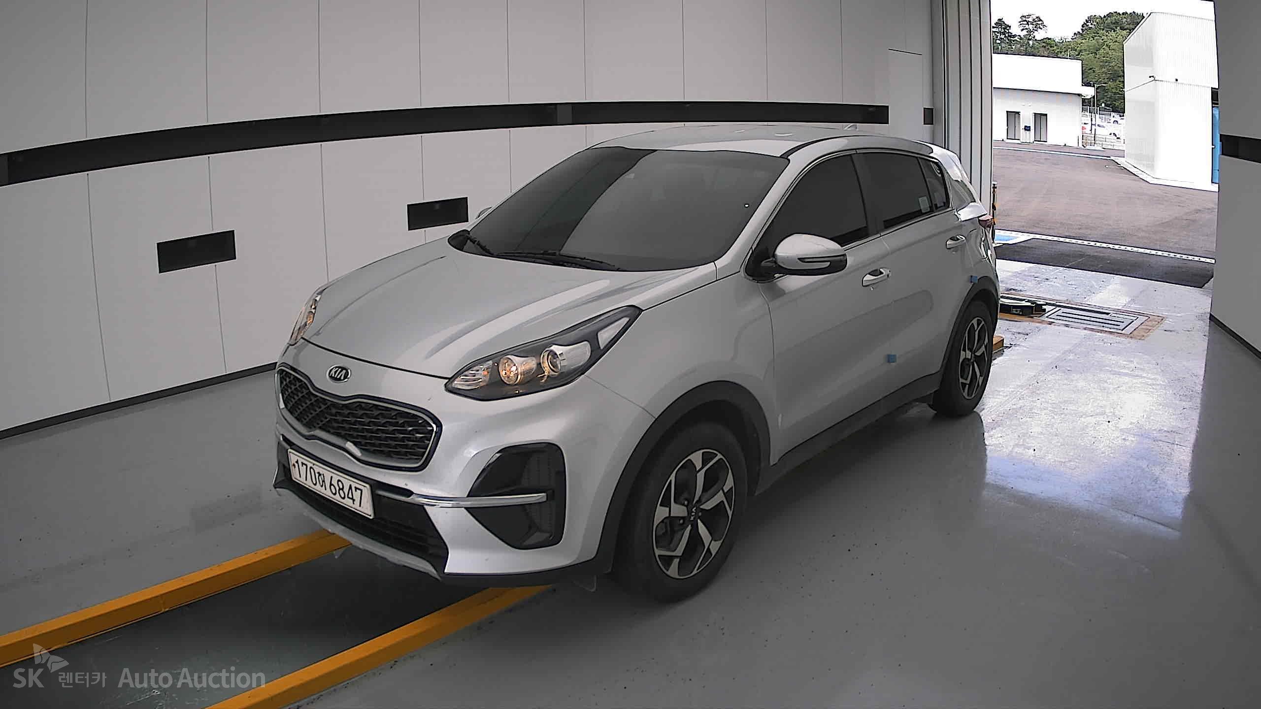 2022 - kia sportage