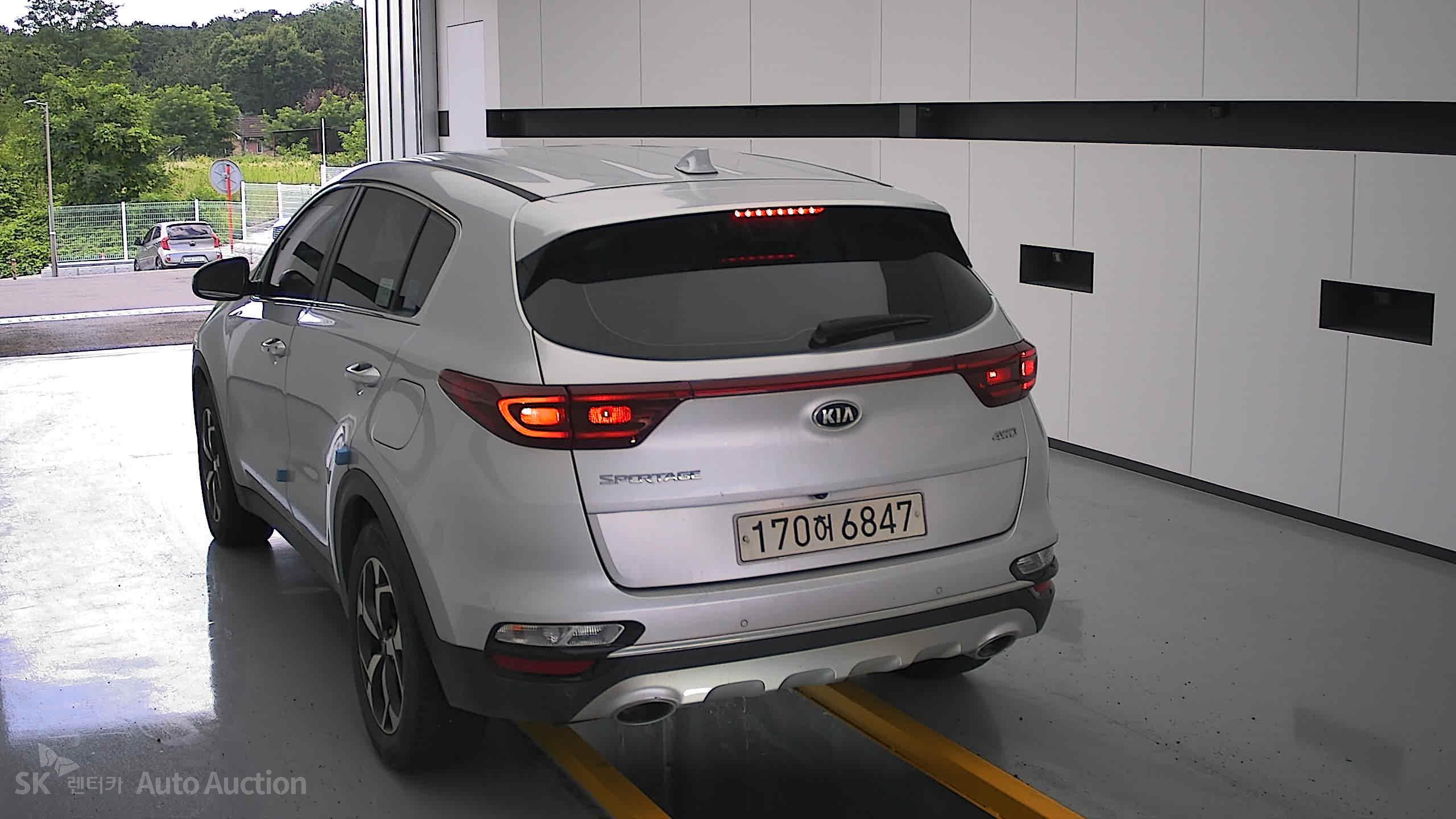 2022 - kia sportage