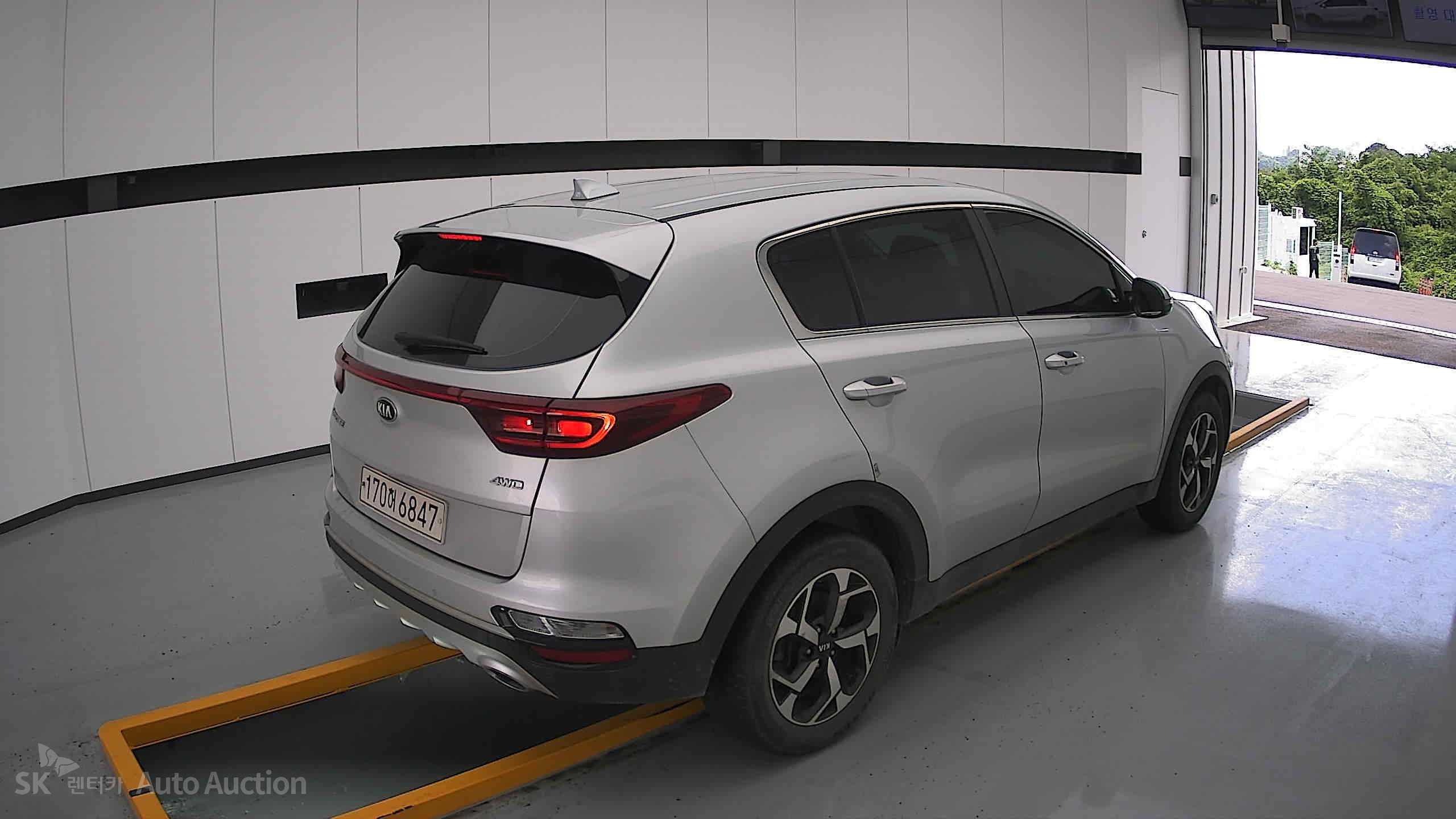 2022 - kia sportage