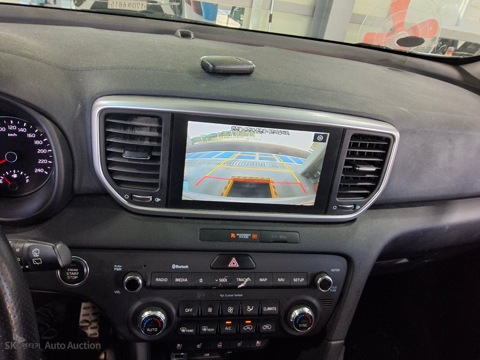 2022 - kia sportage