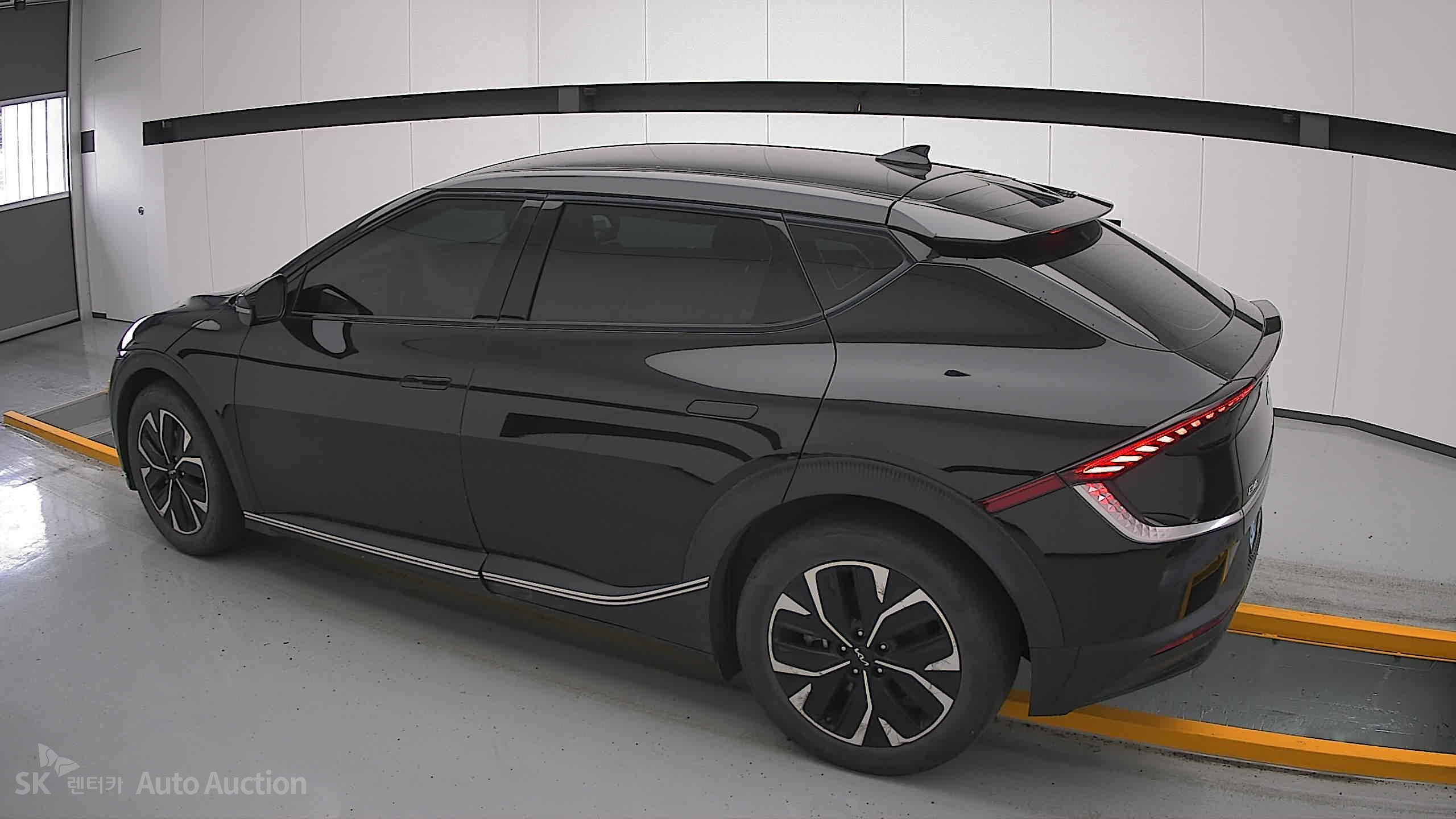 2022 - kia ev6