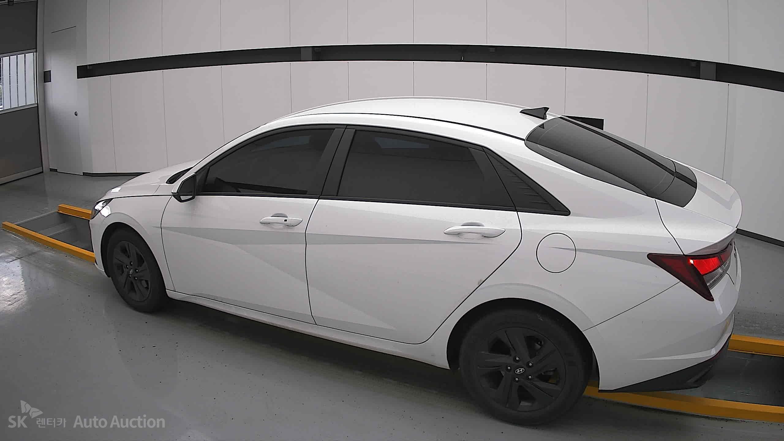 2023 - hyundai avante