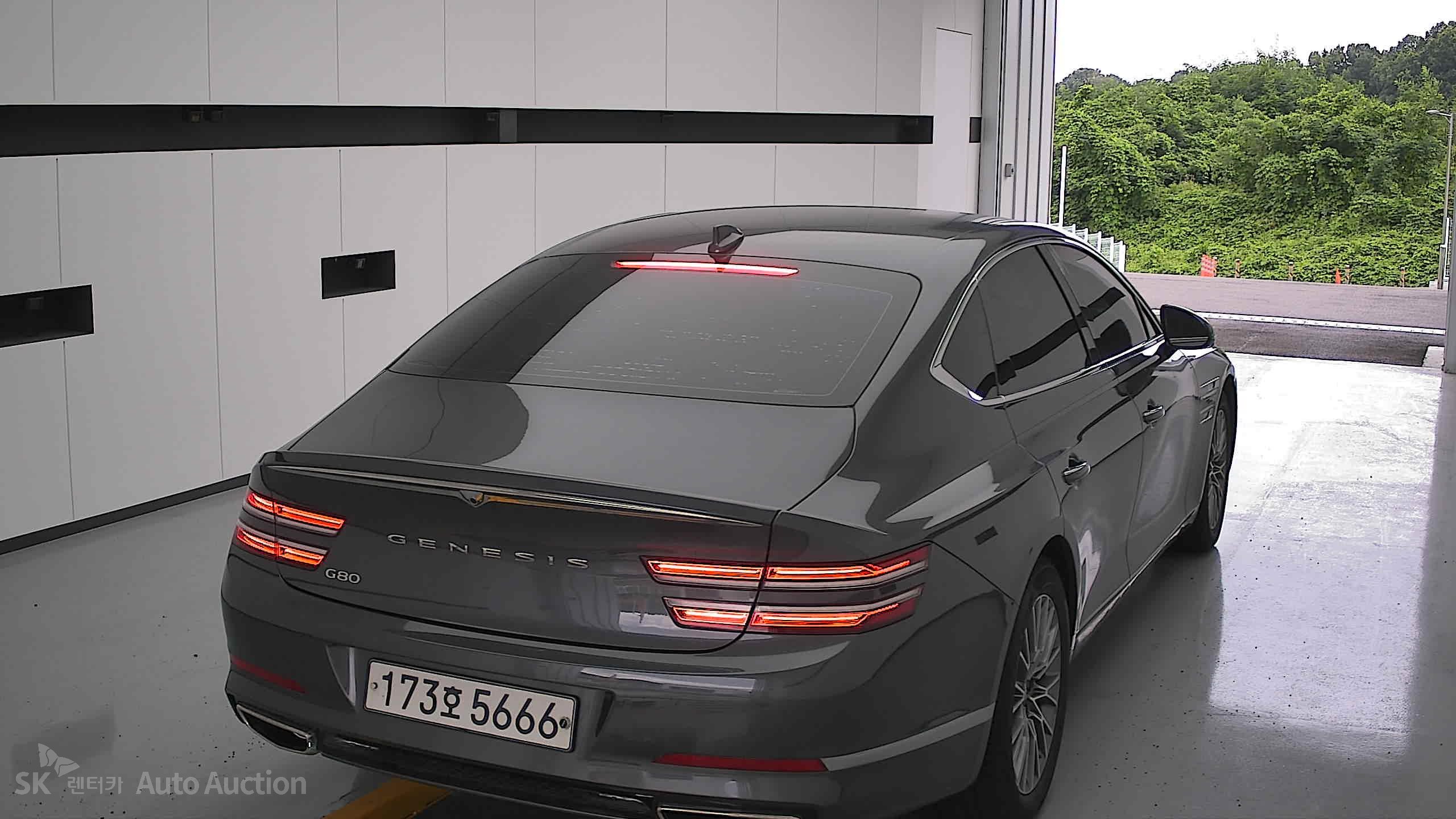 2021 - genesis g80