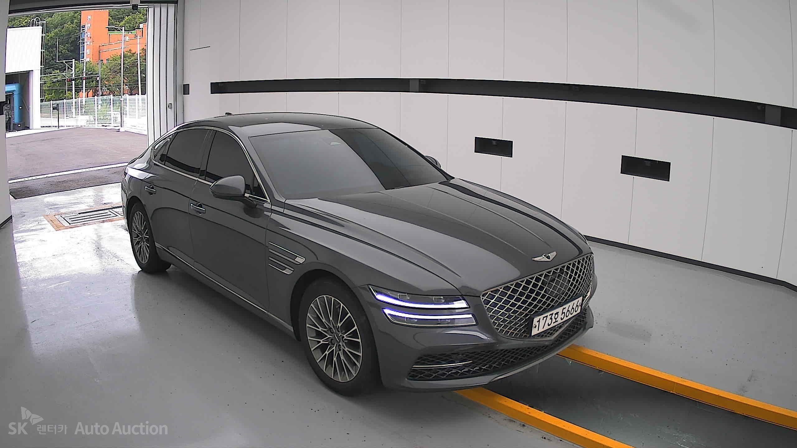 2021 - genesis g80