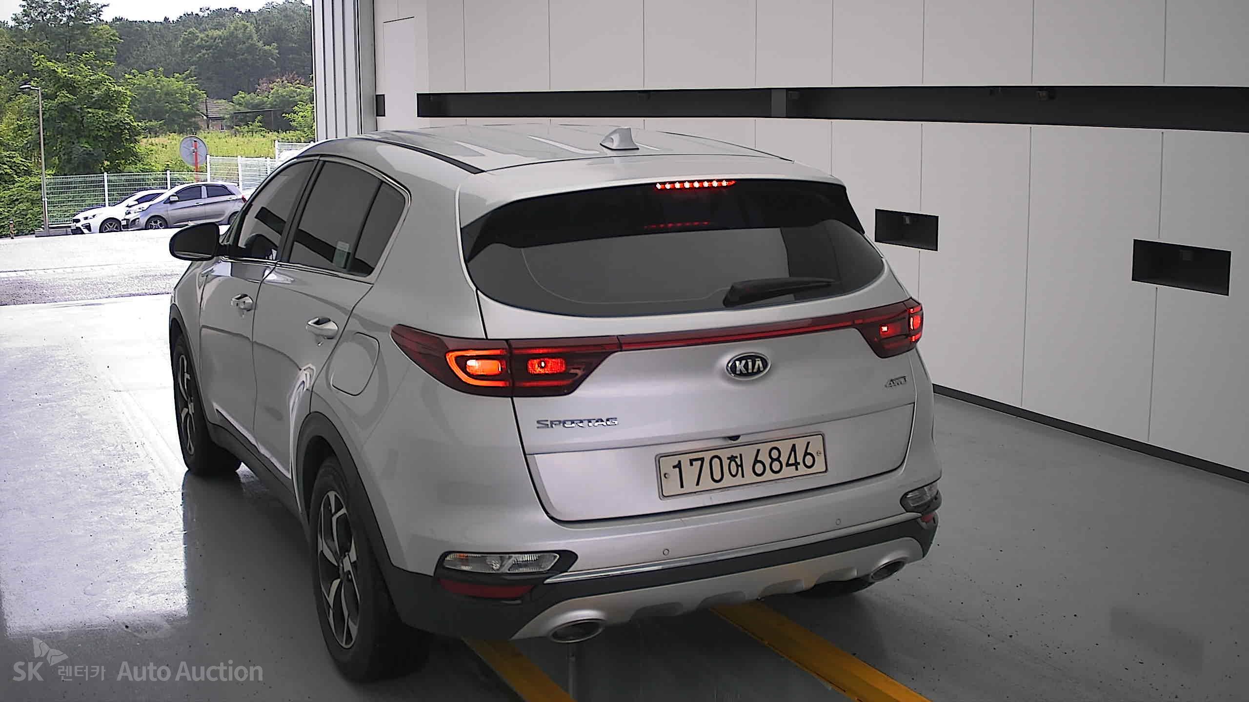 2022 - kia sportage