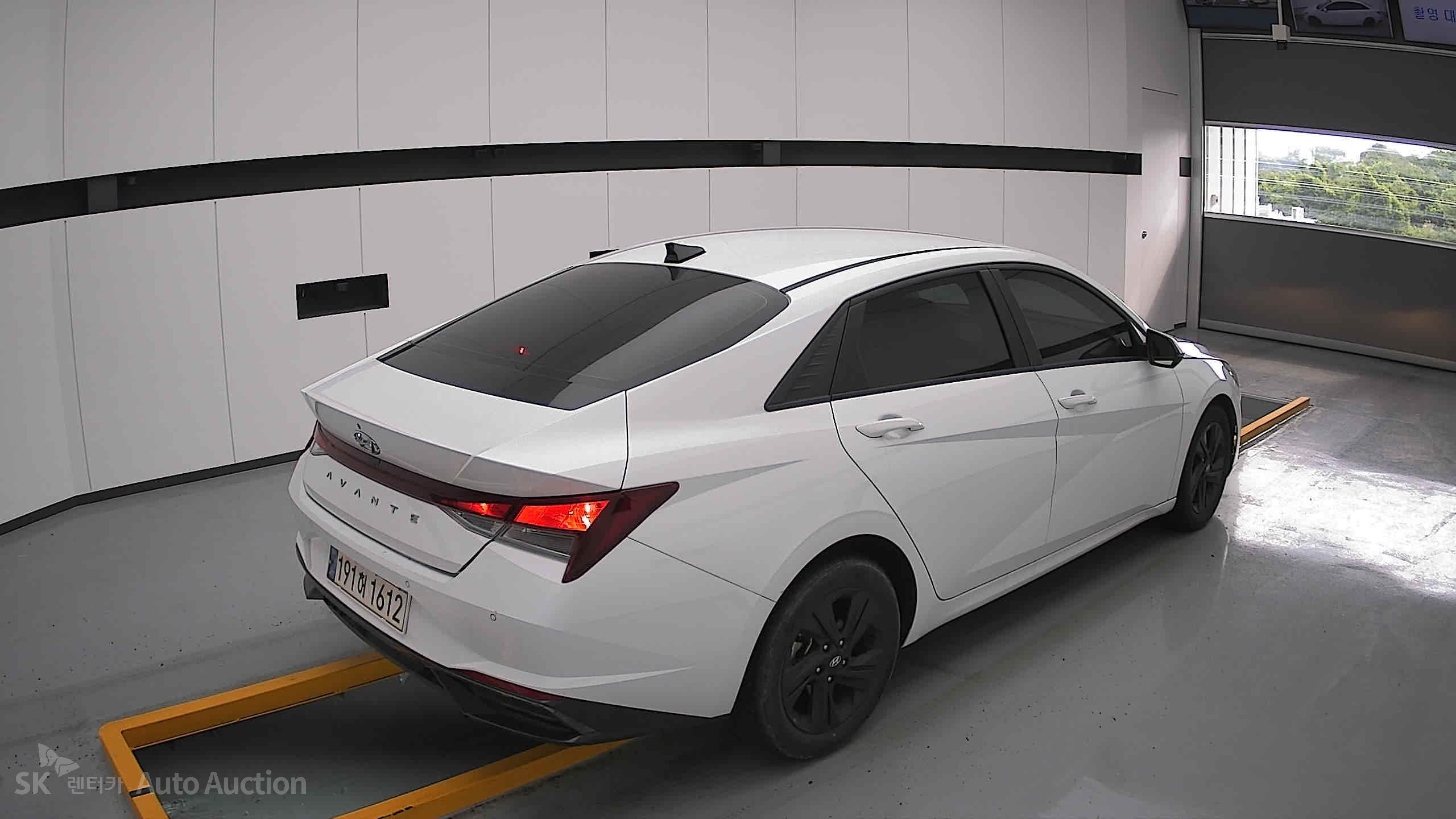 2023 - hyundai avante
