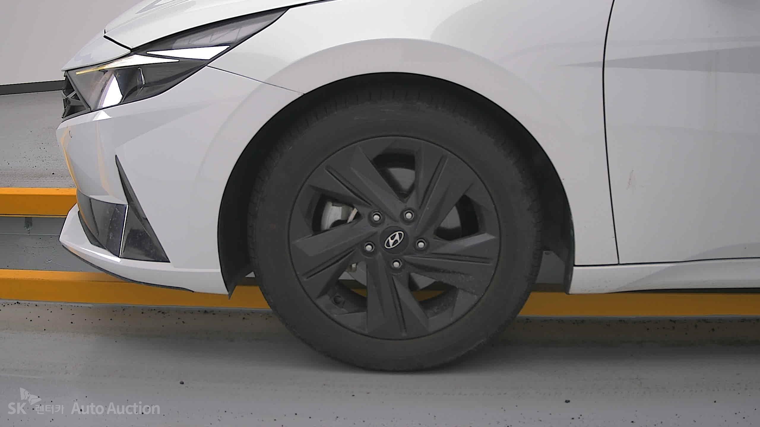 2023 - hyundai avante