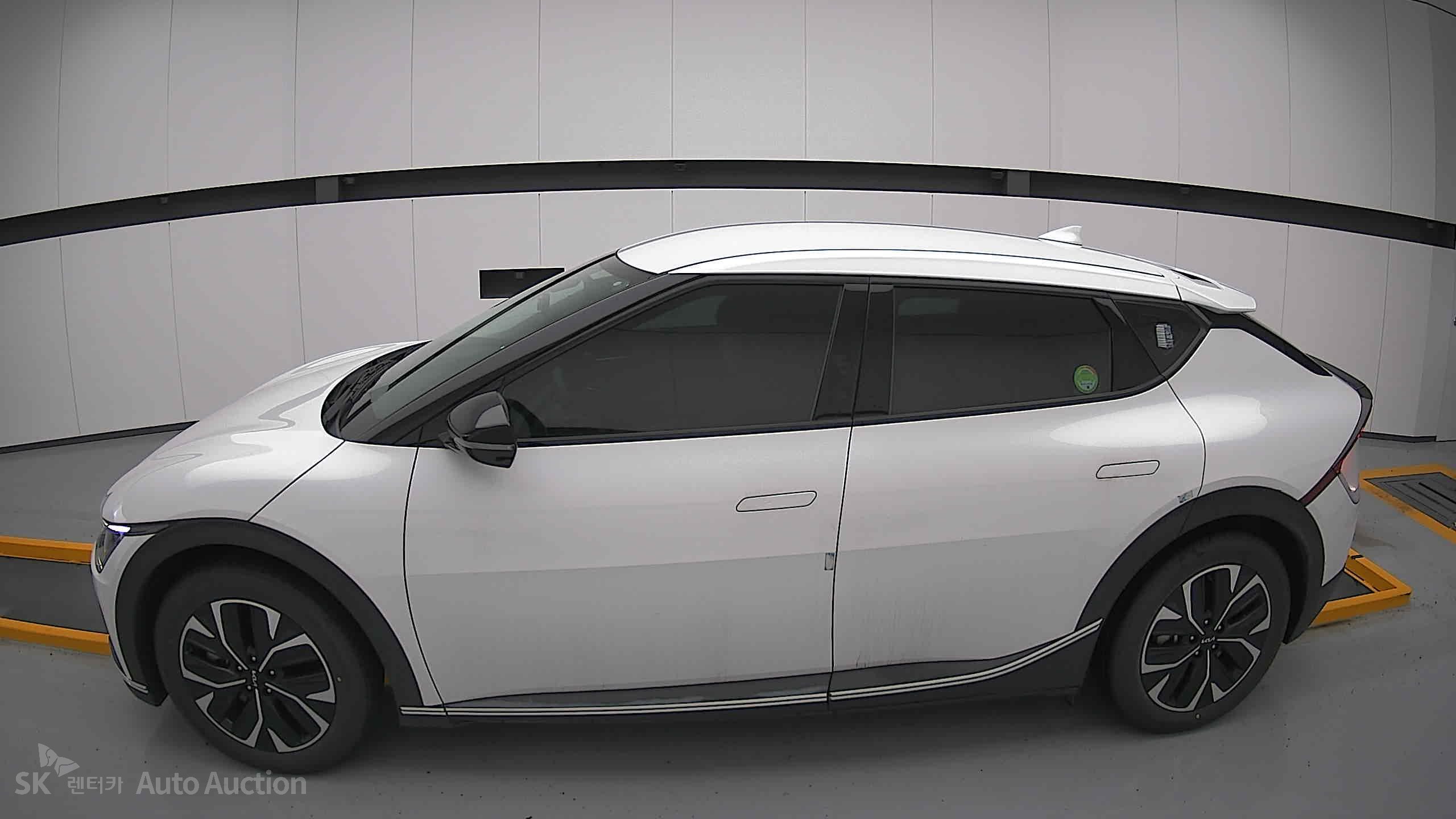2023 - kia ev6