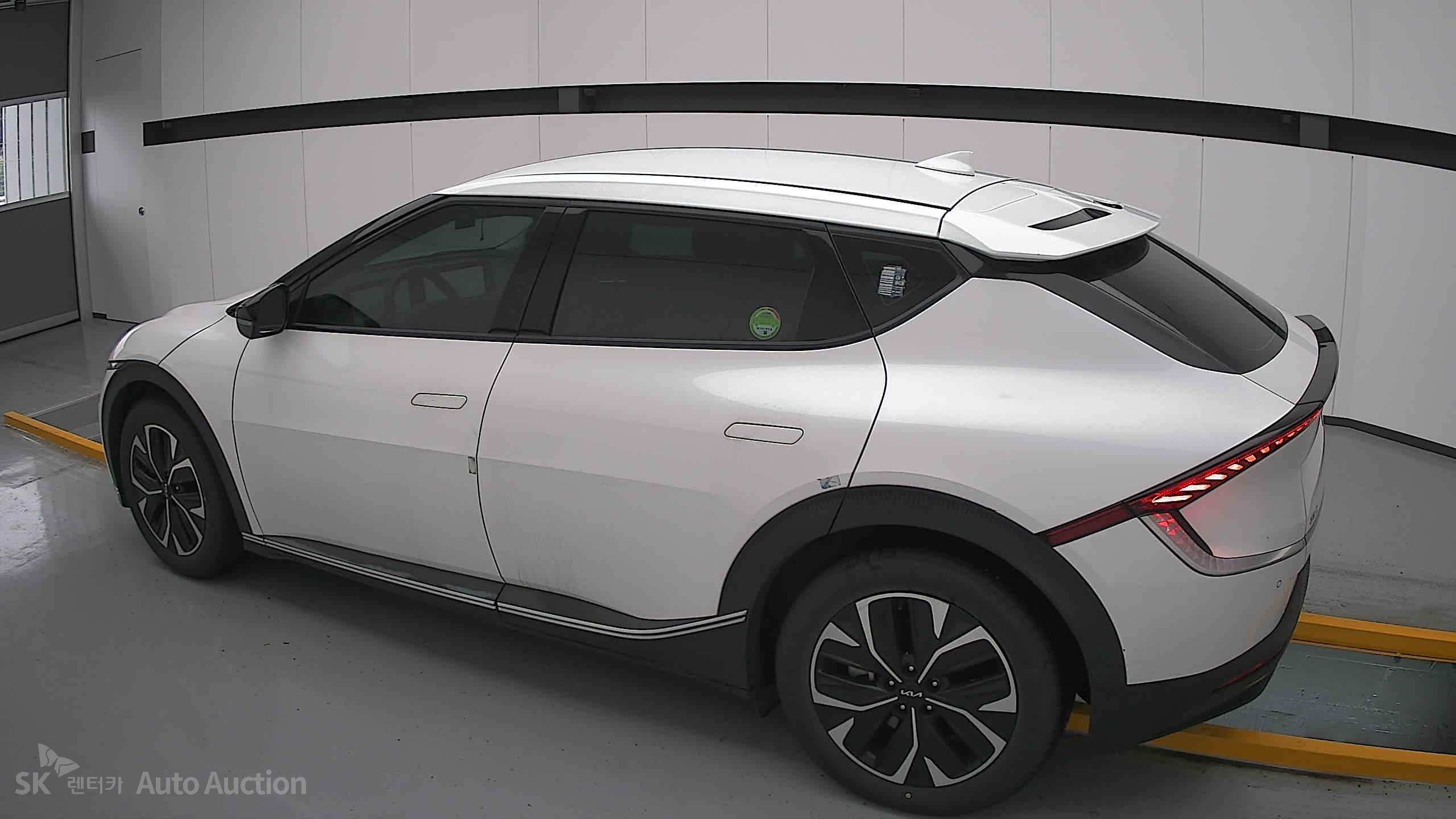 2023 - kia ev6