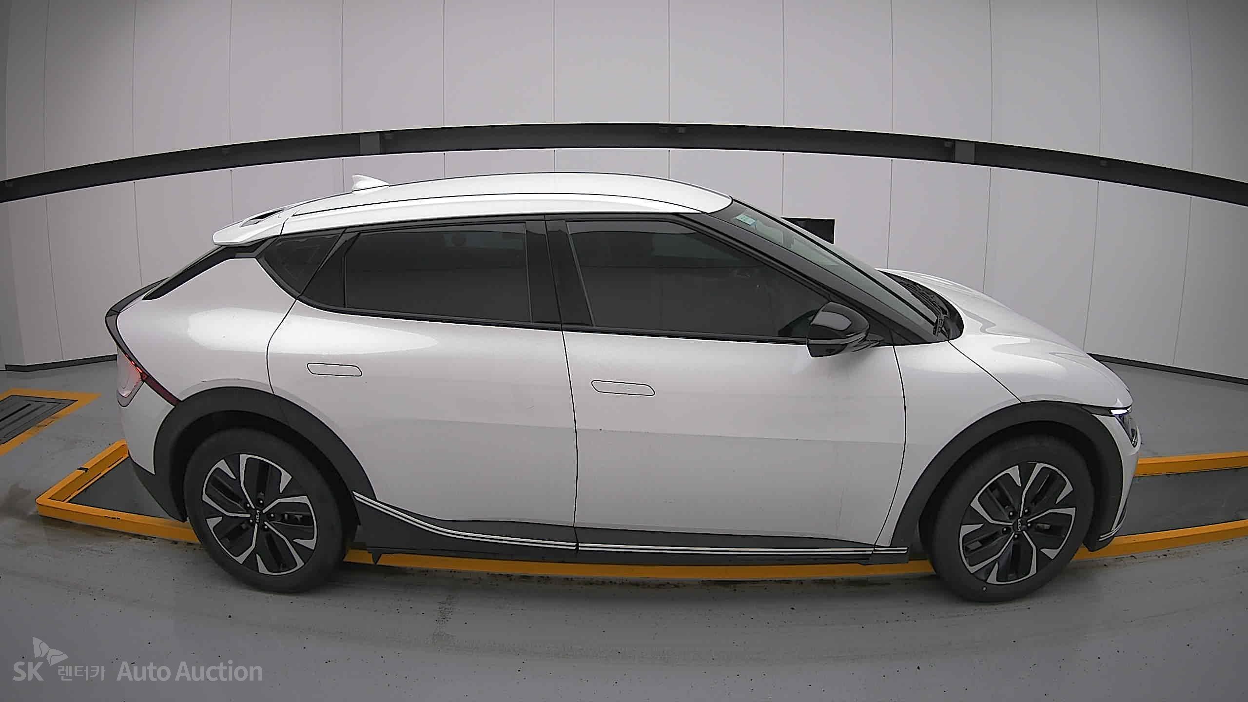 2023 - kia ev6