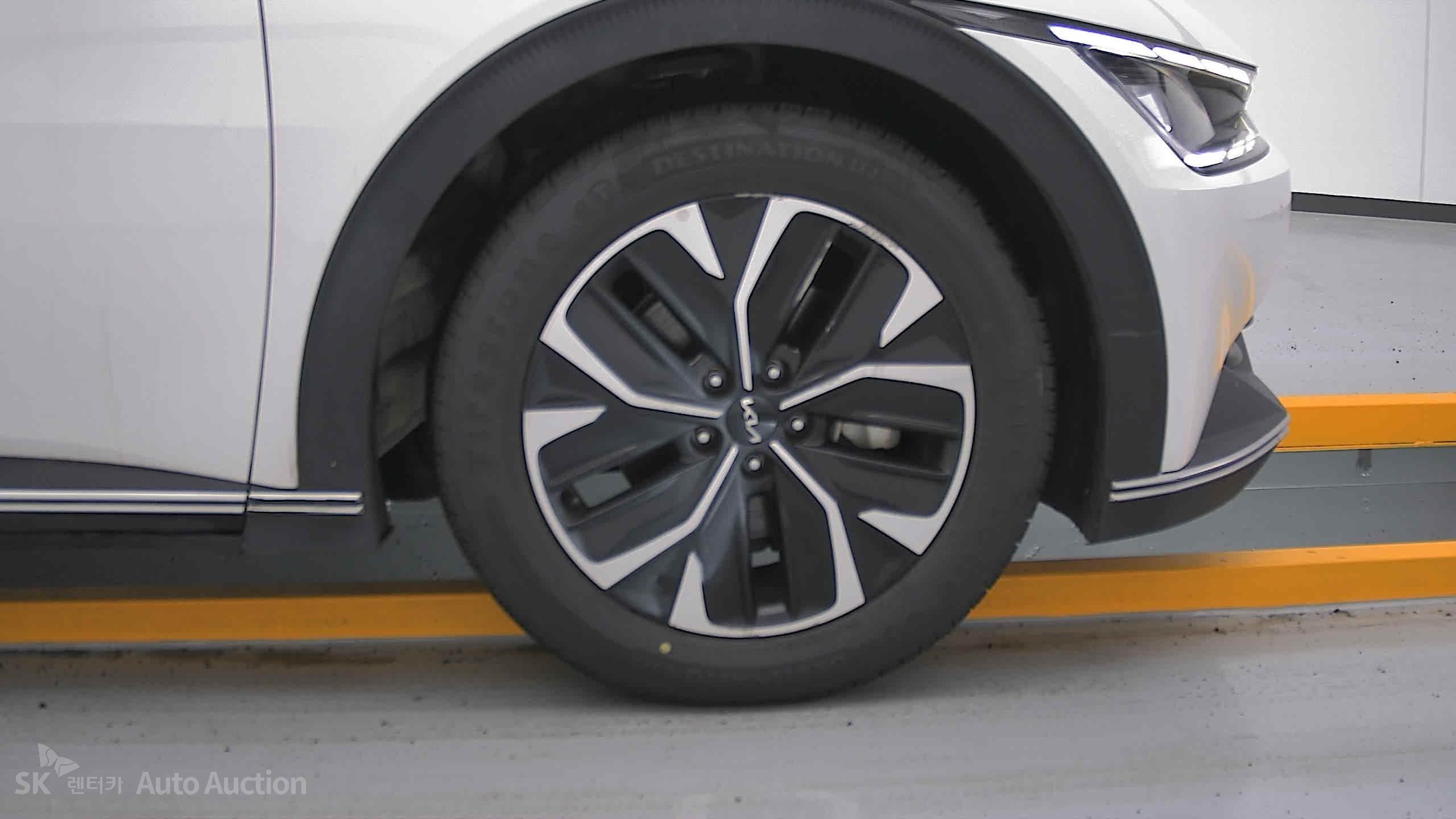 2023 - kia ev6