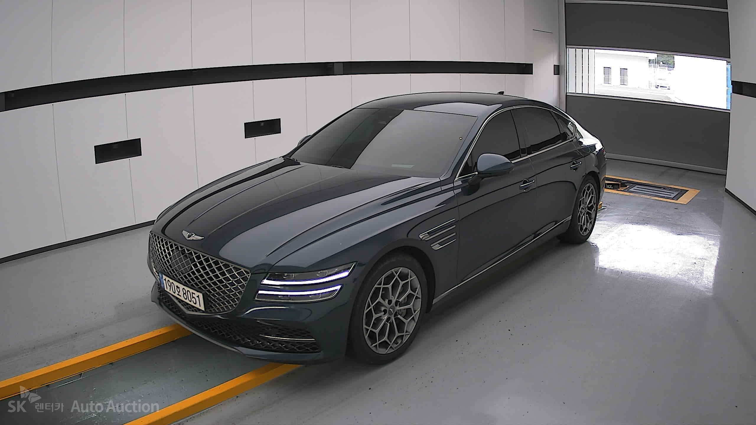 2022 - genesis g80