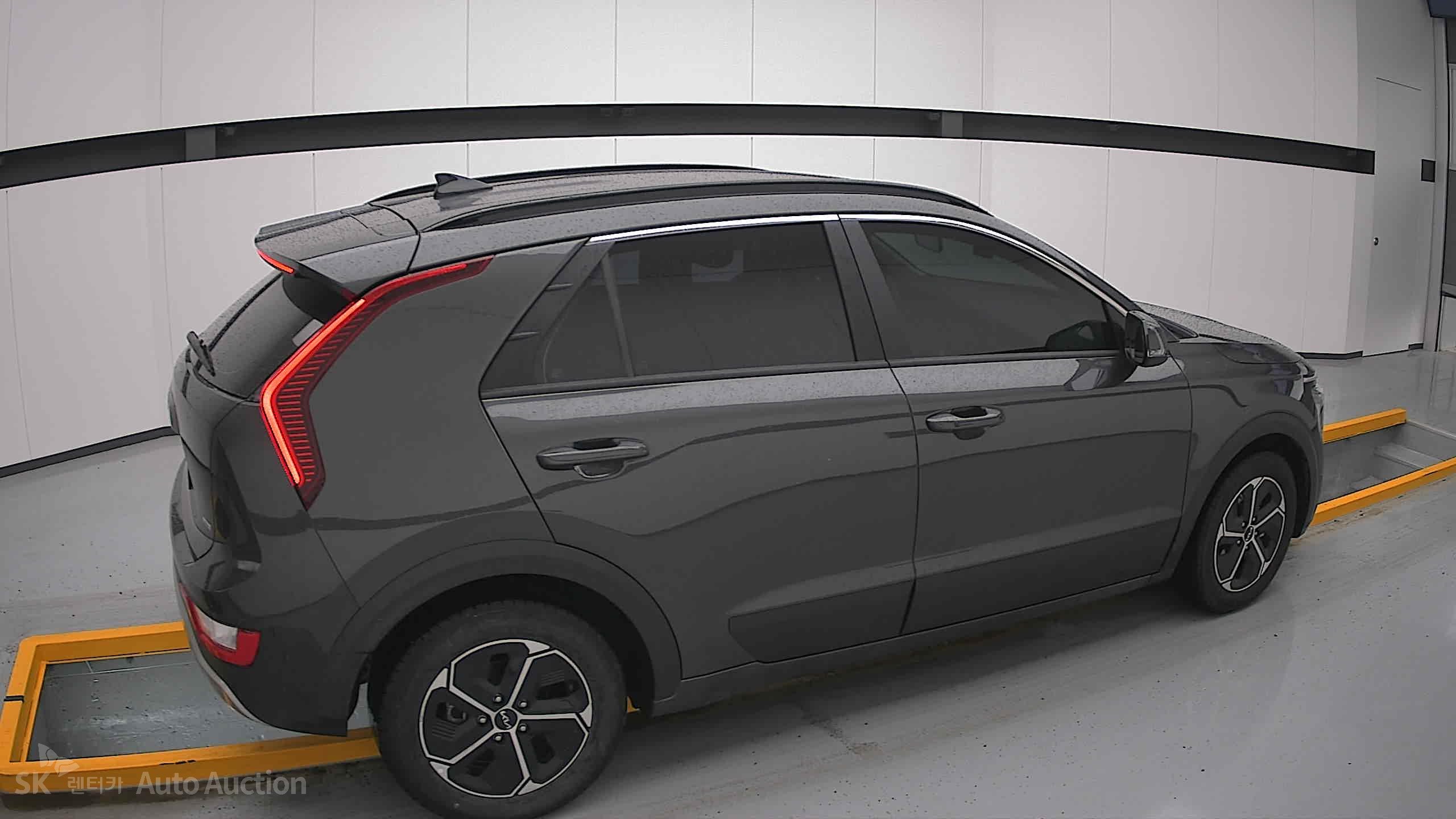 2022 - kia all-new niro