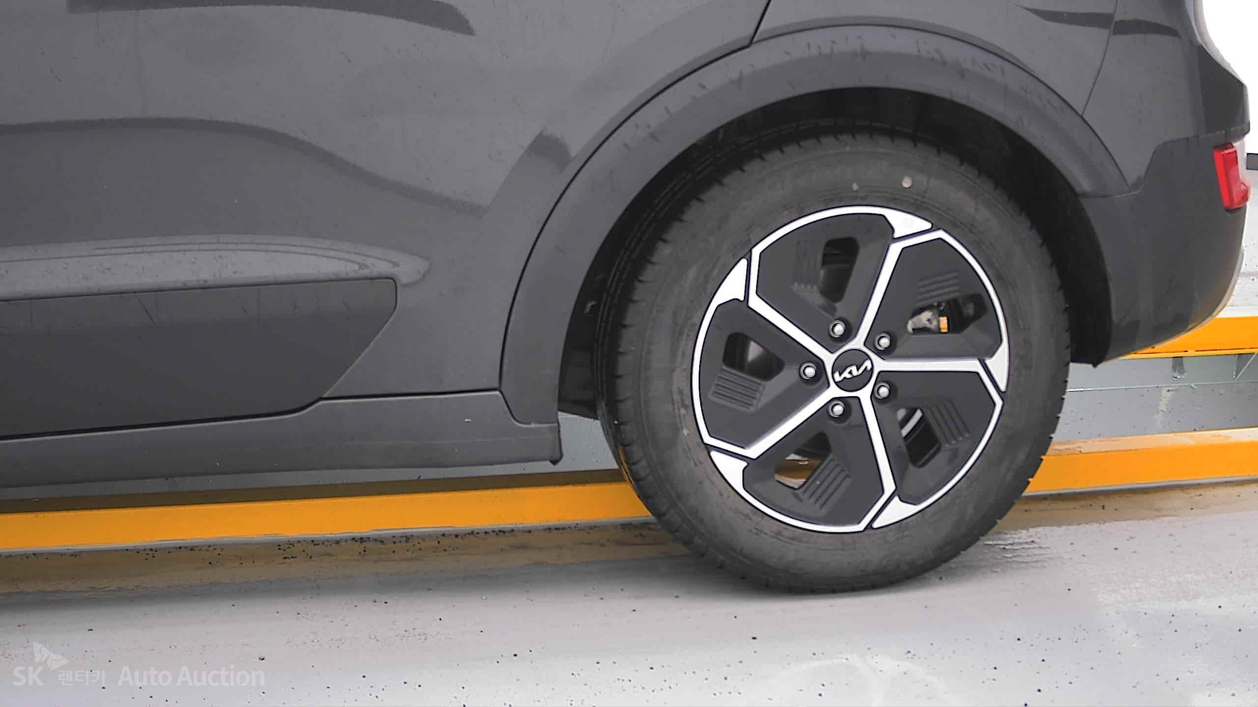 2022 - kia all-new niro